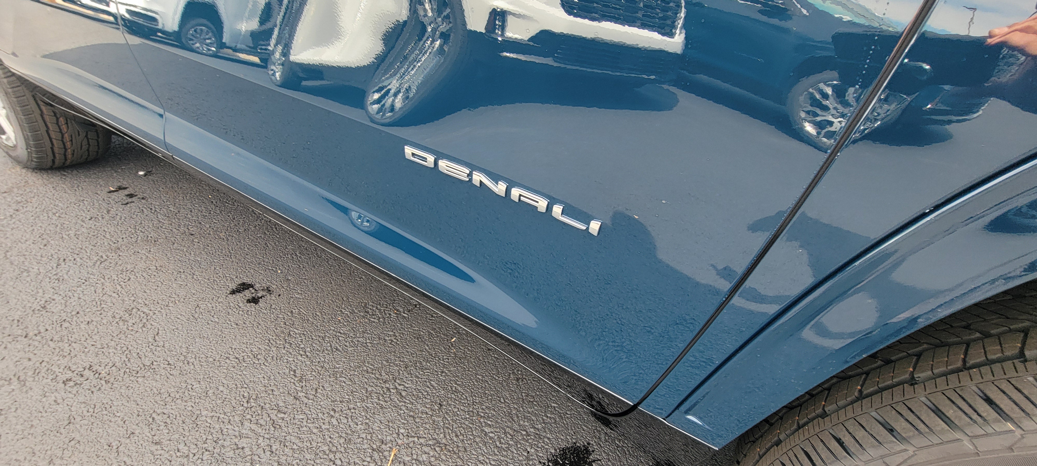 2027 GMC Acadia Denali Ultimate