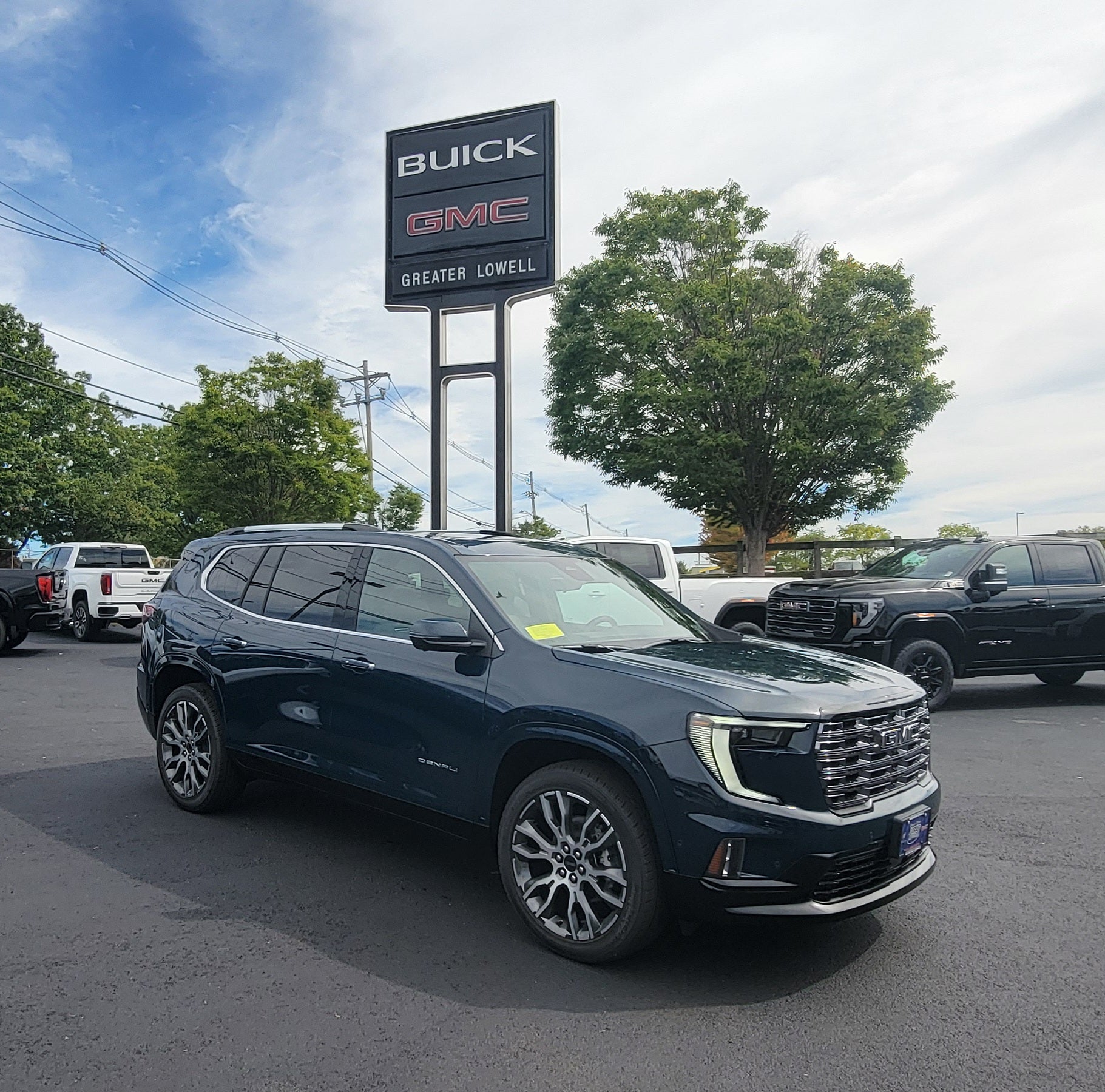 2027 GMC Acadia Denali Ultimate