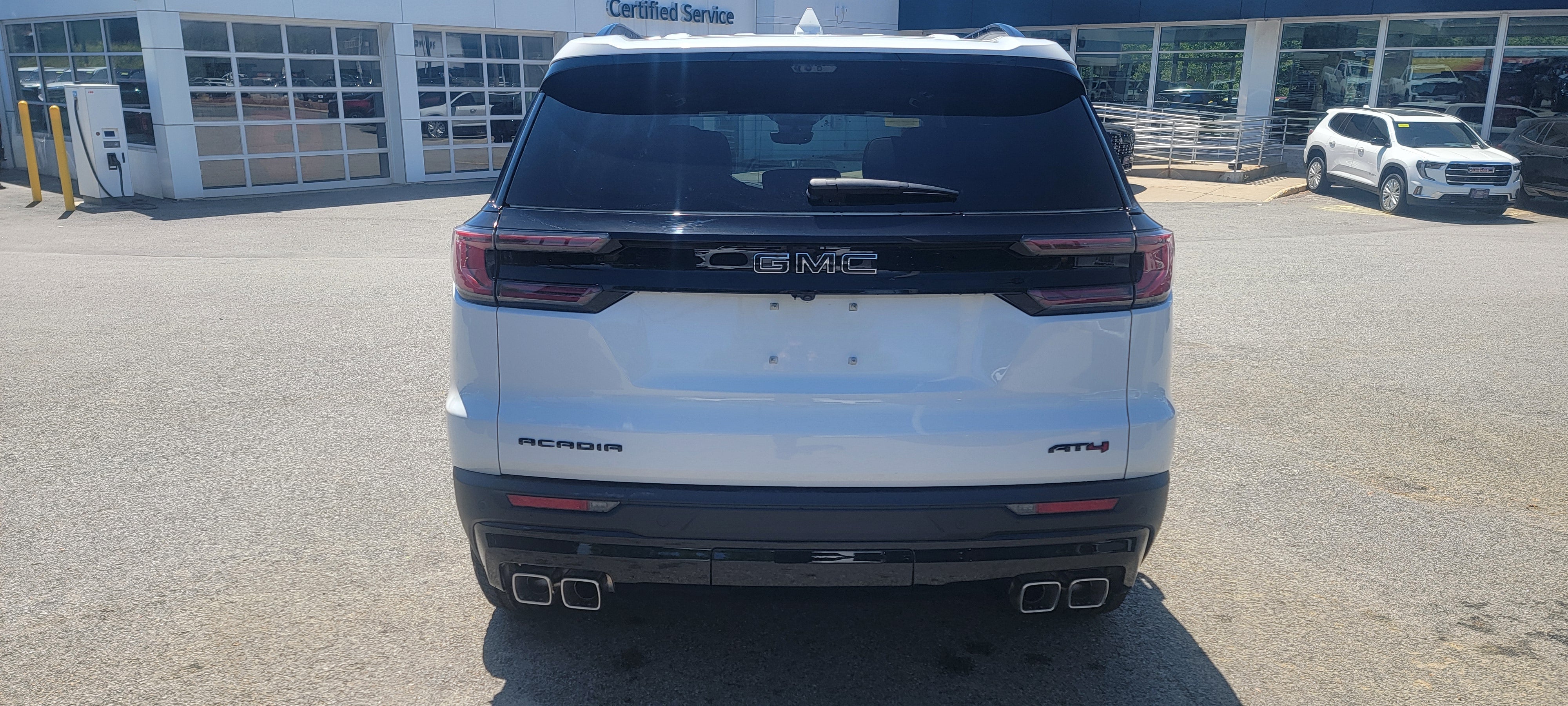 2026 GMC Acadia AT4