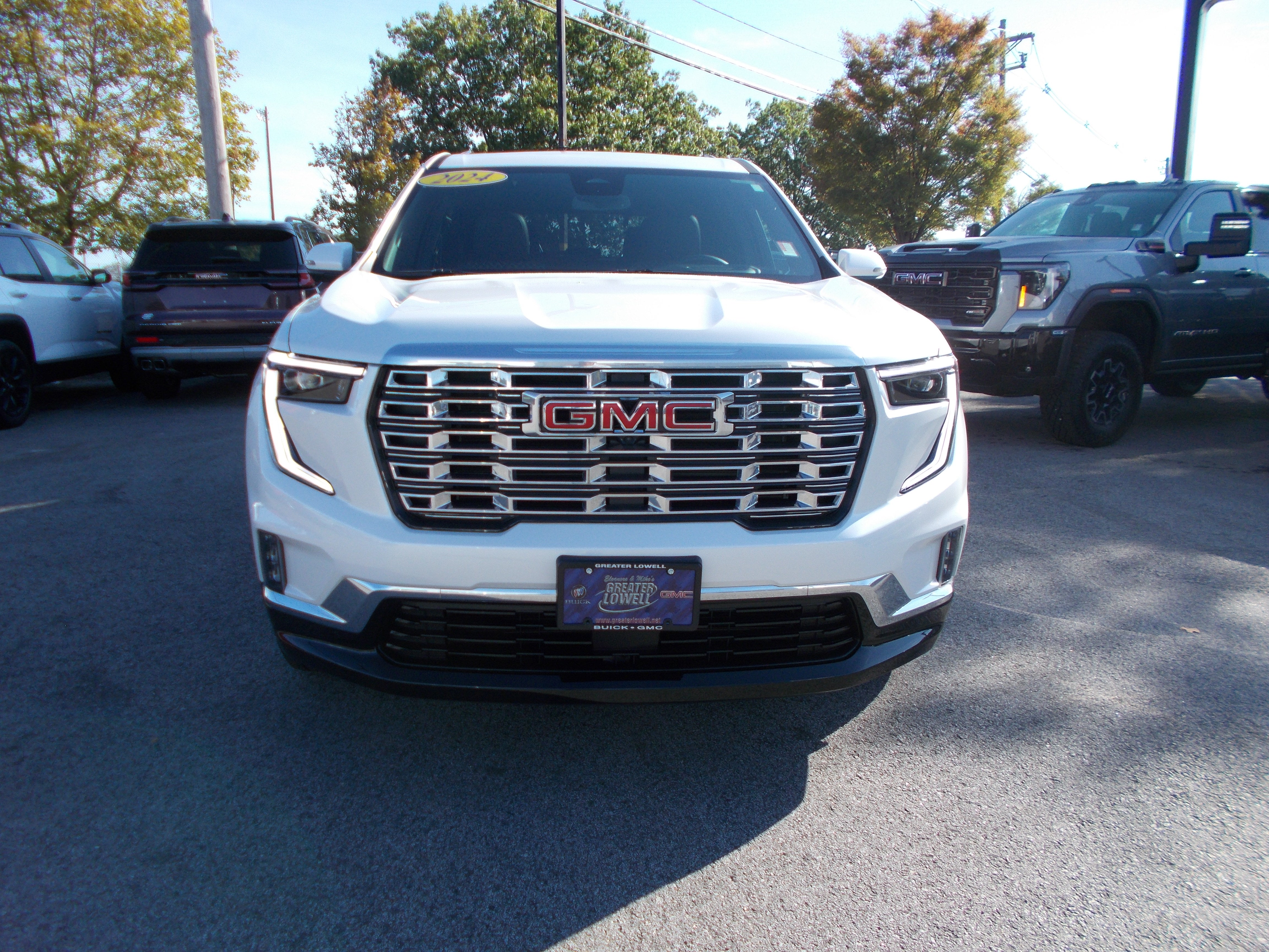 2024 GMC Acadia Denali