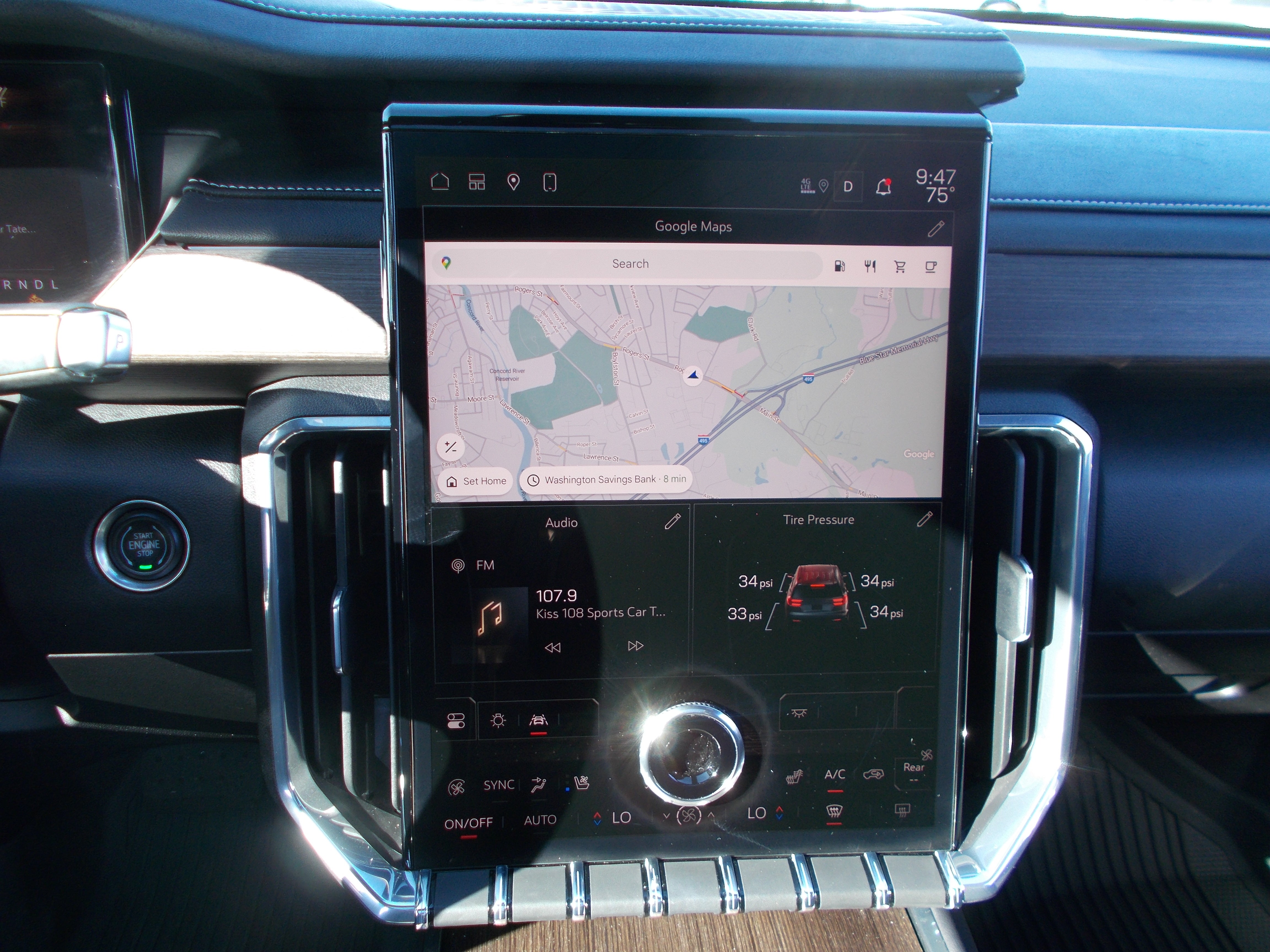 2024 GMC Acadia Denali