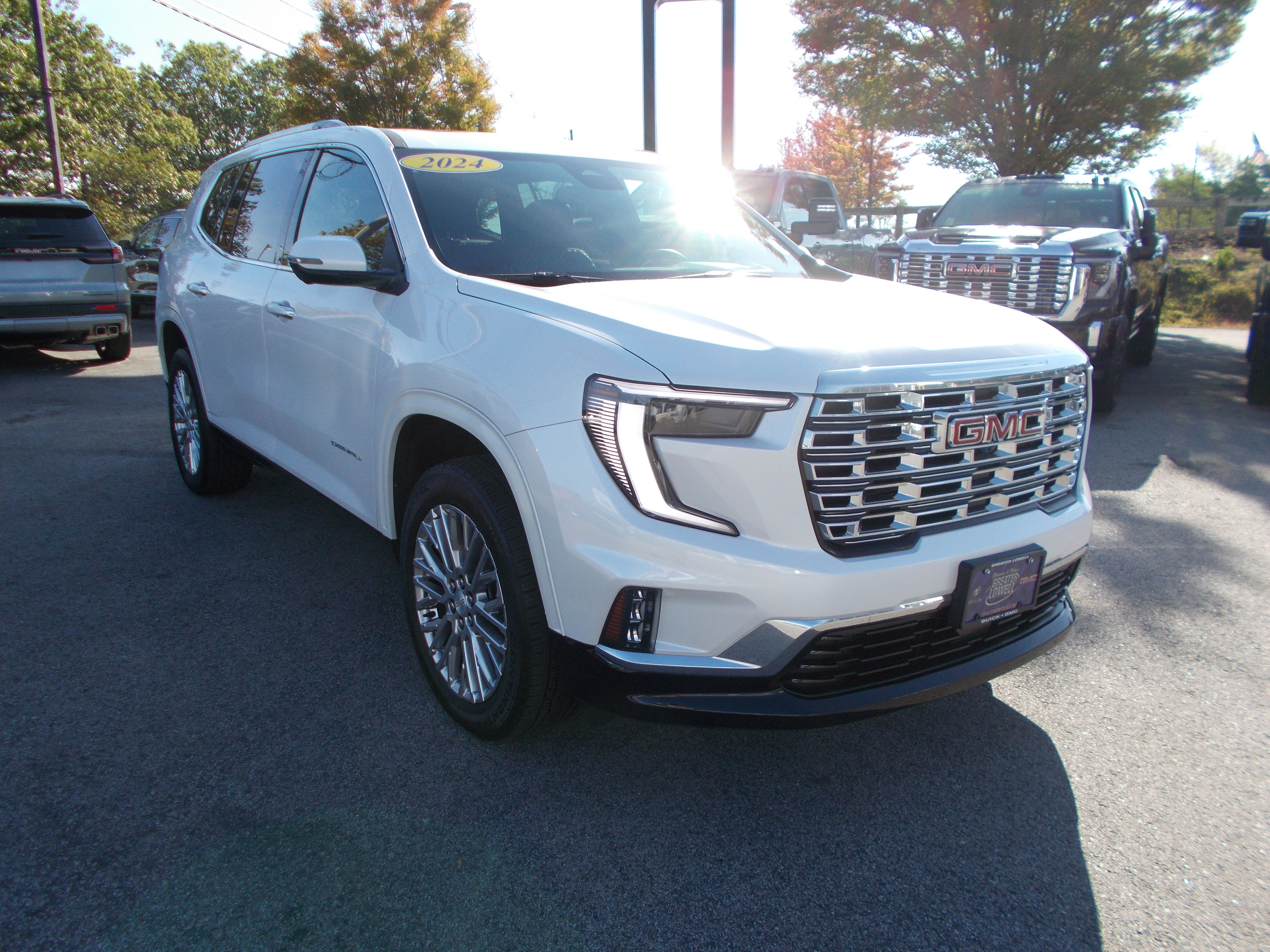 2024 GMC Acadia Denali