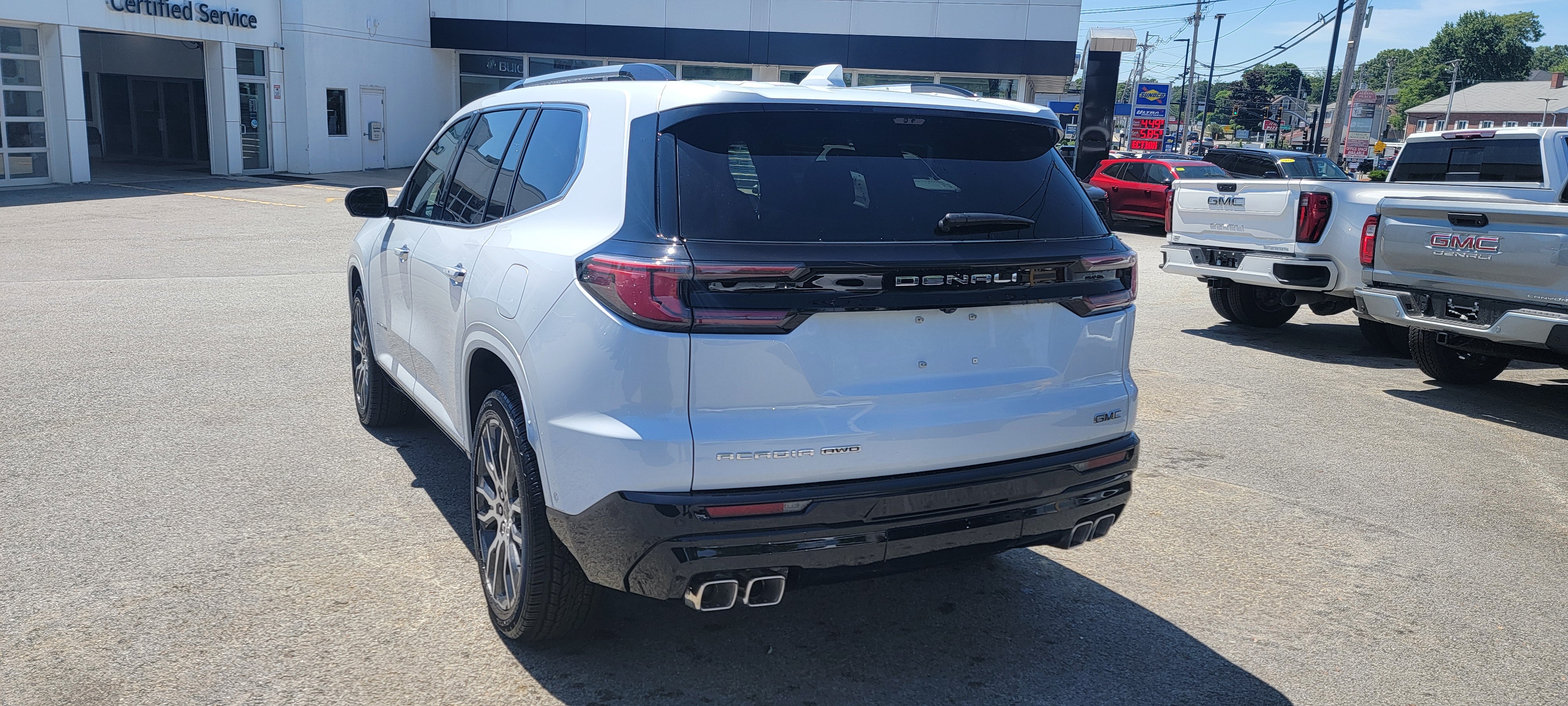 2026 GMC Acadia Denali Ultimate
