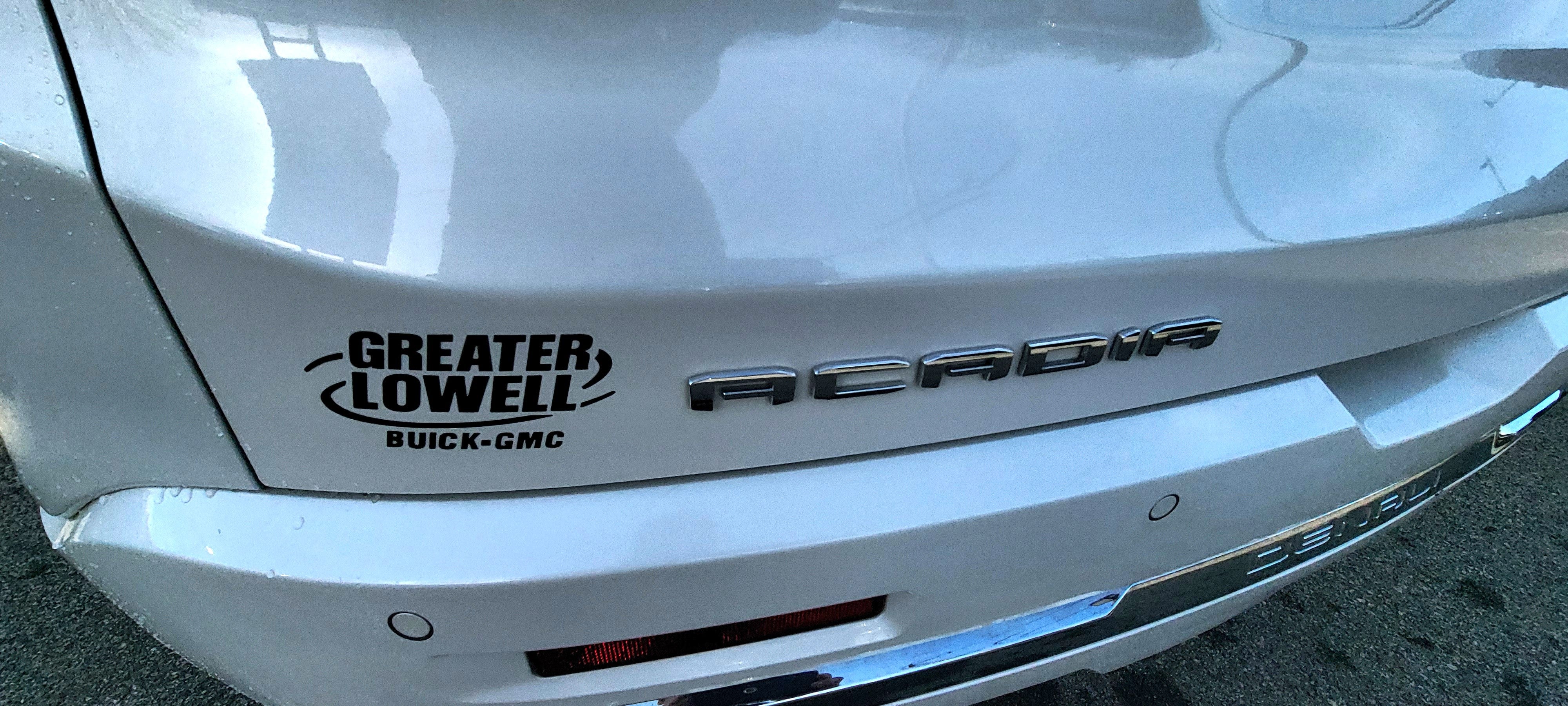 2023 GMC Acadia Denali