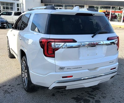 2023 GMC Acadia Denali