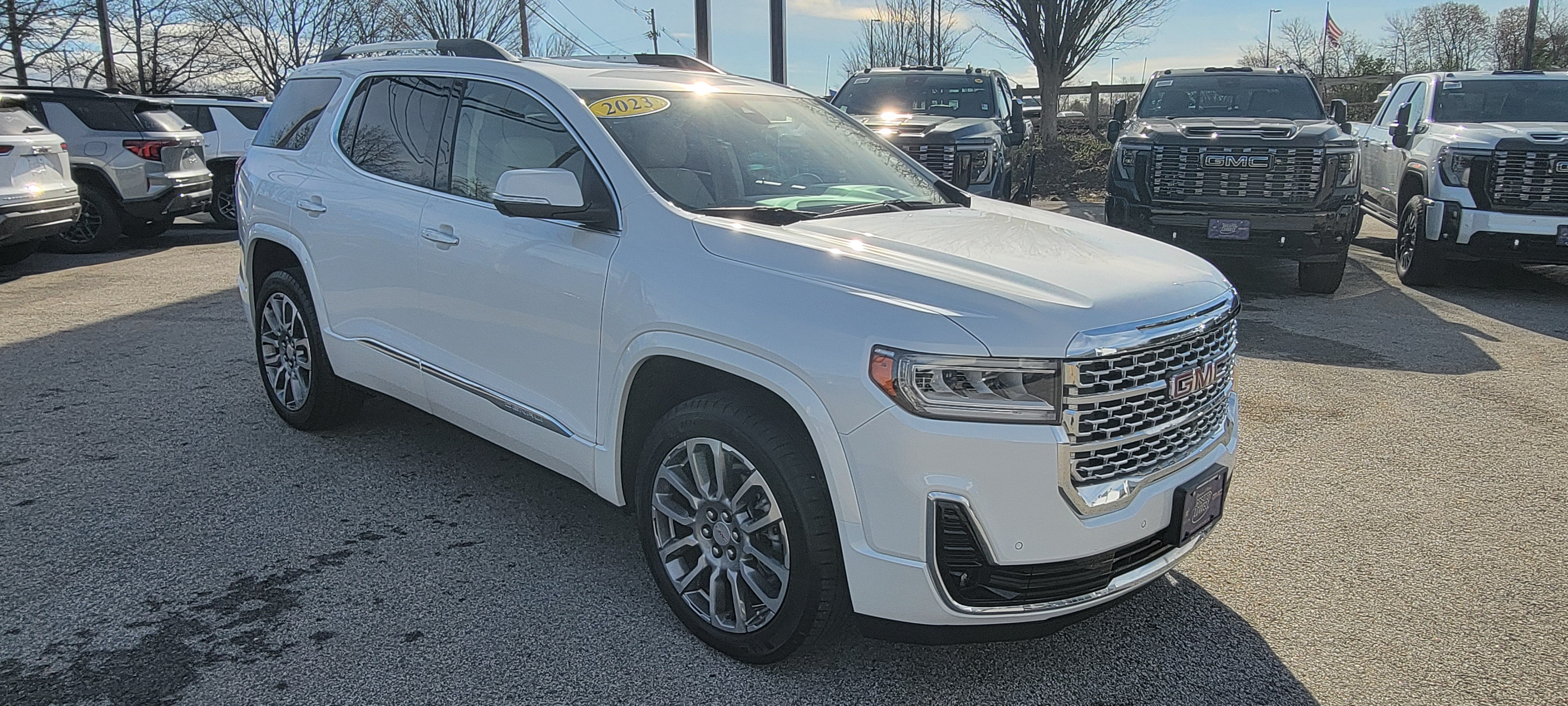 2023 GMC Acadia Denali