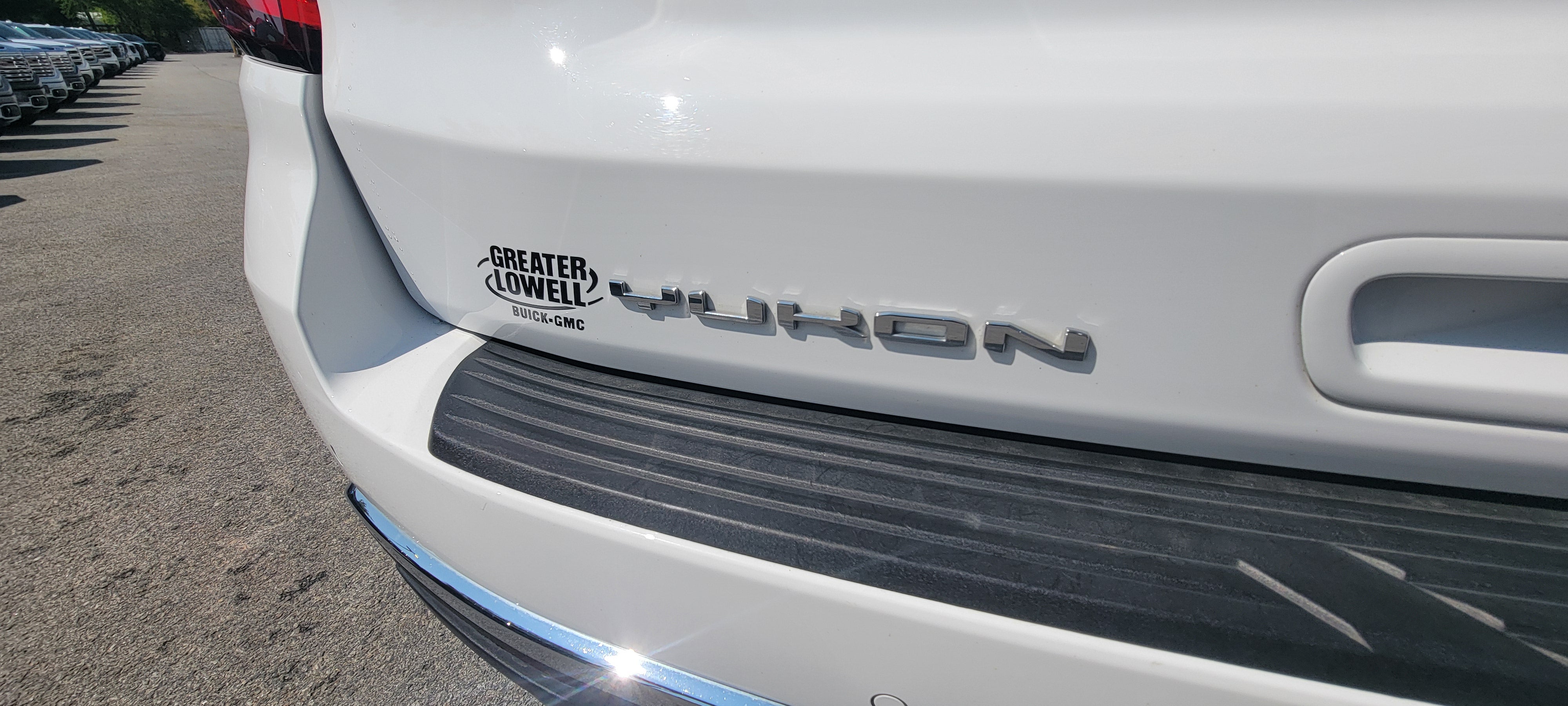 2023 GMC Yukon SLT