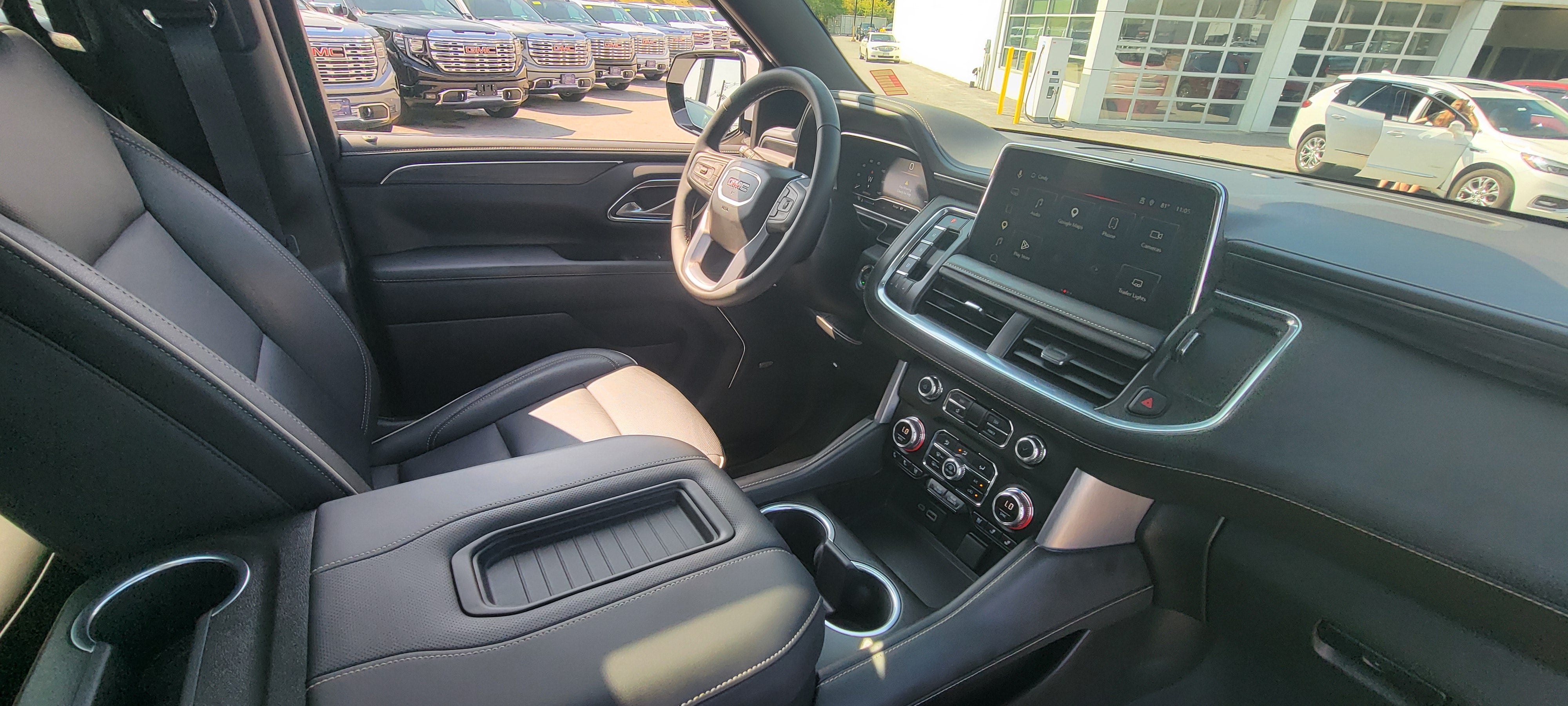 2023 GMC Yukon SLT