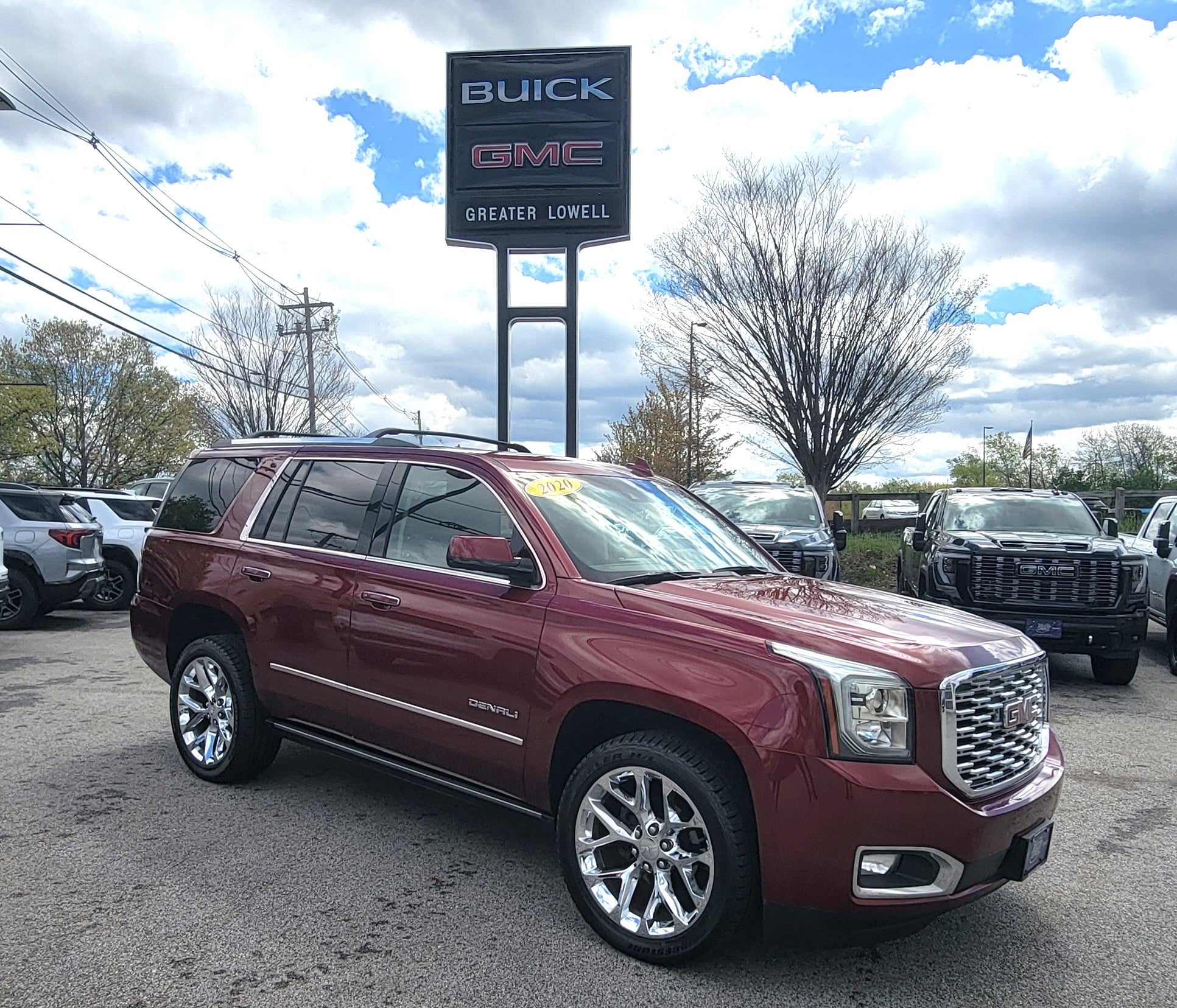 2020 GMC Yukon 4WD Denali's photo