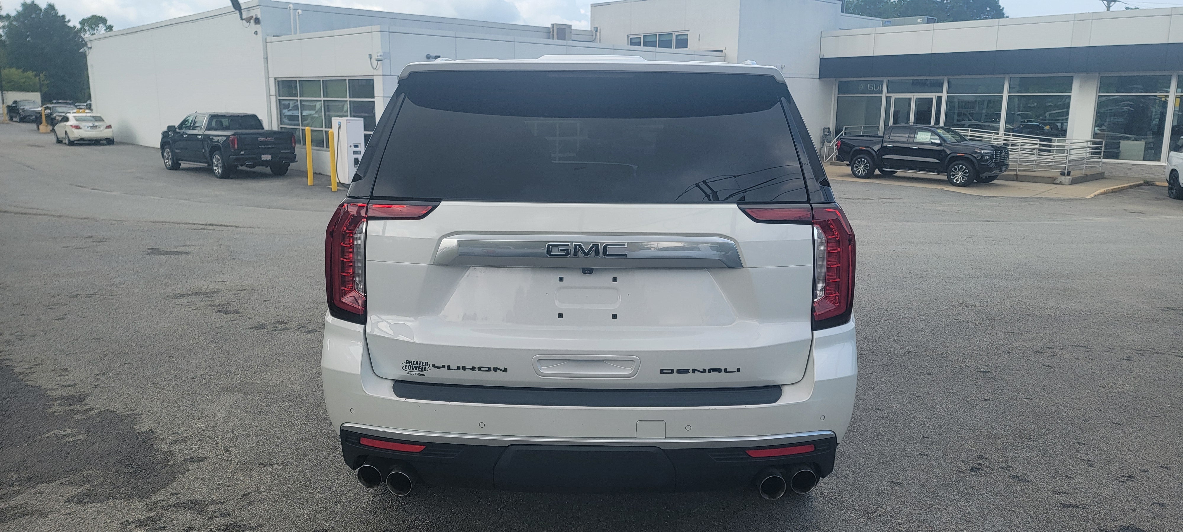 2023 GMC Yukon Denali