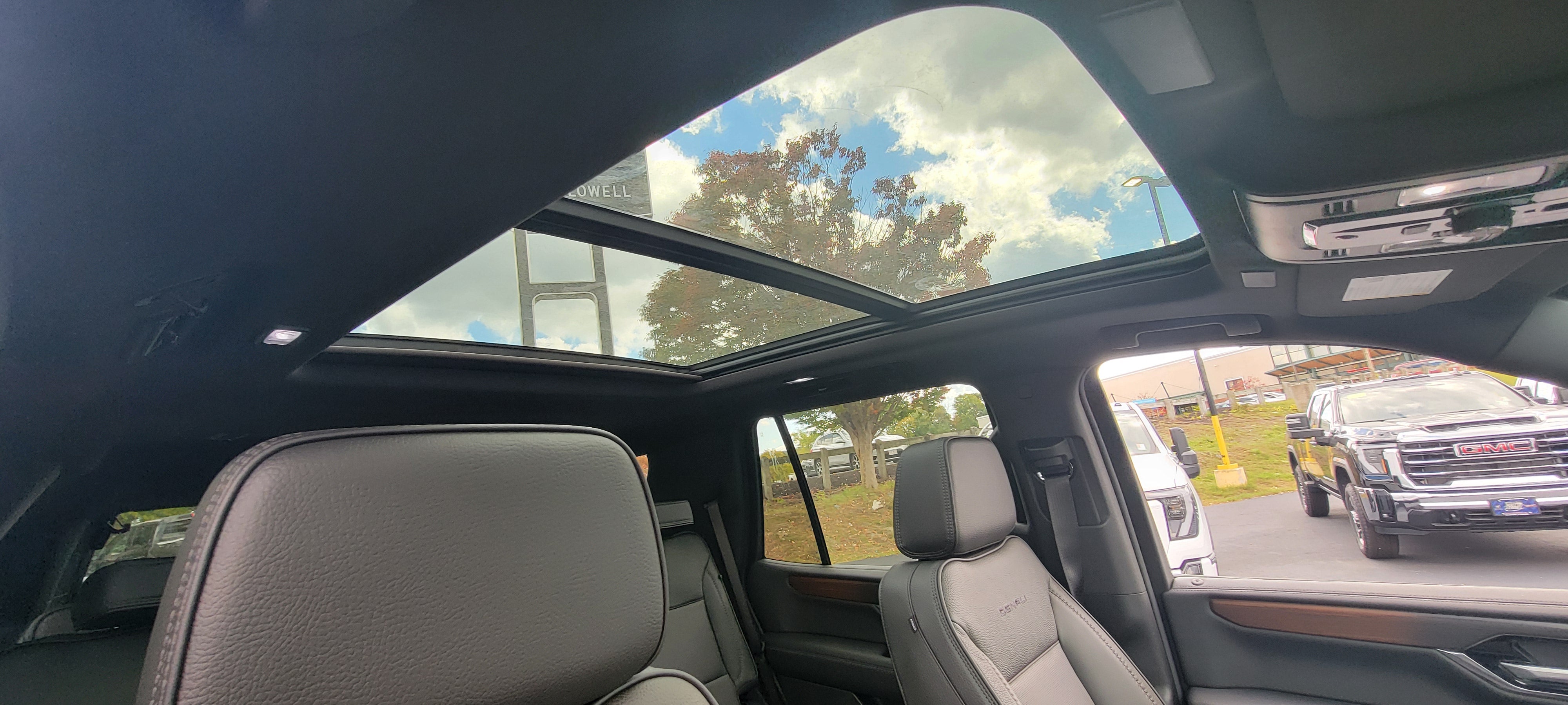 2027 GMC Yukon Denali