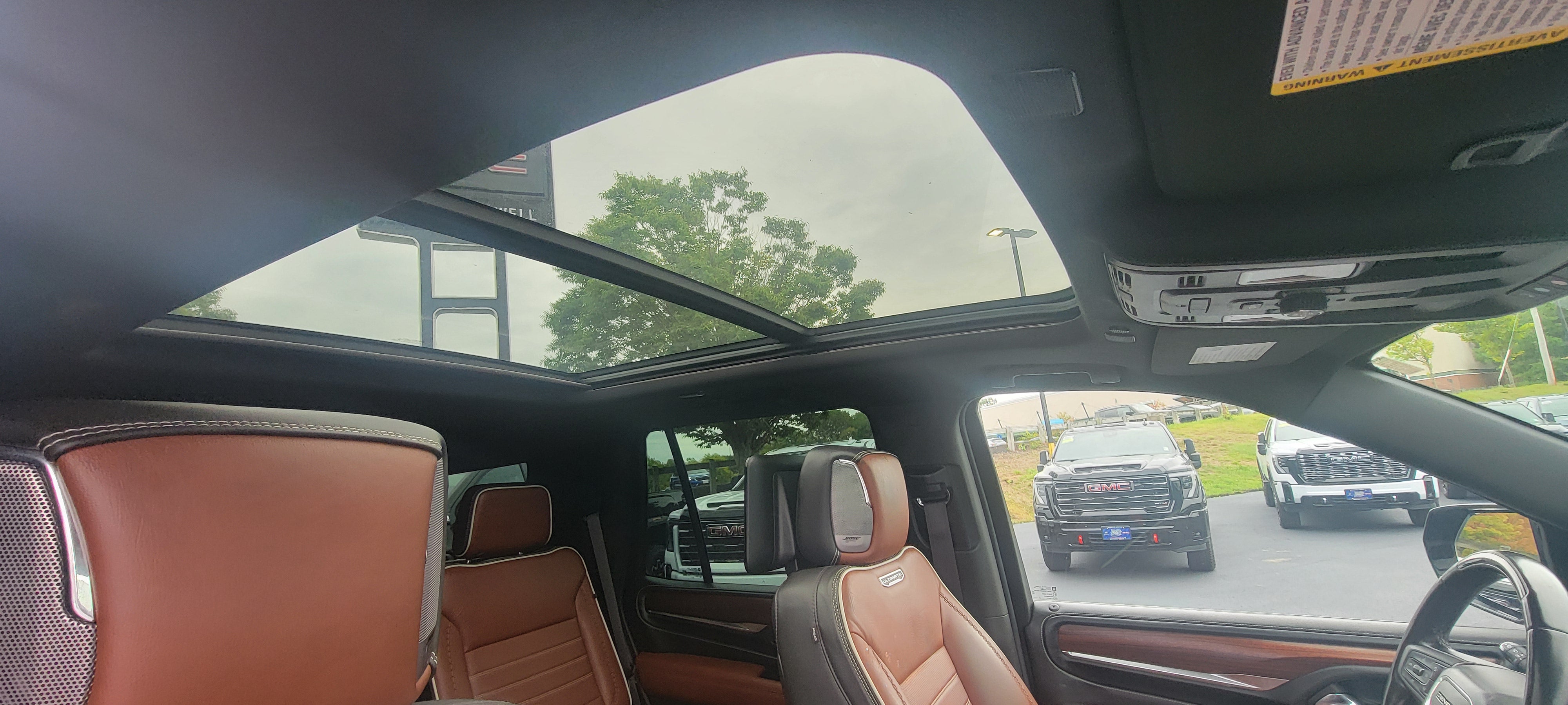 2023 GMC Yukon Denali Ultimate