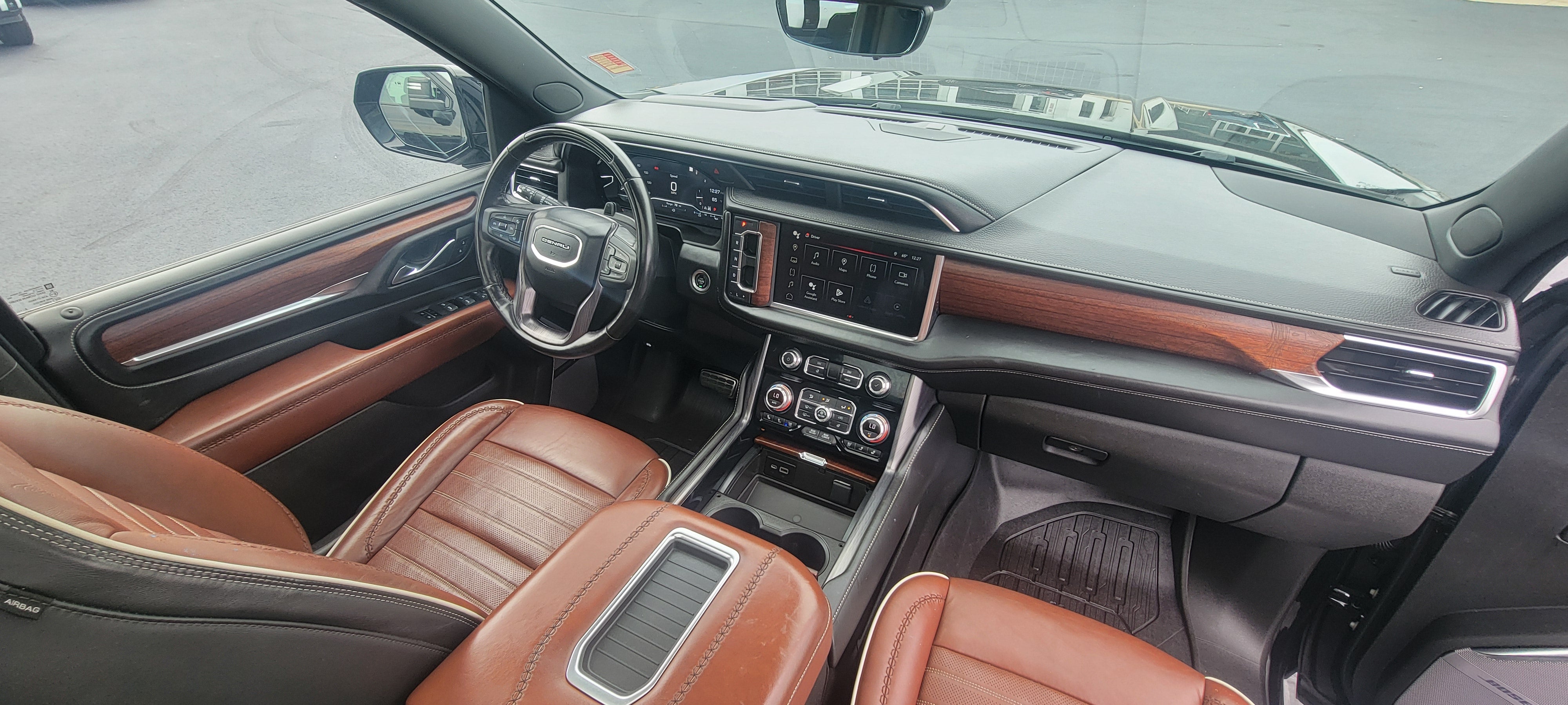 2023 GMC Yukon Denali Ultimate