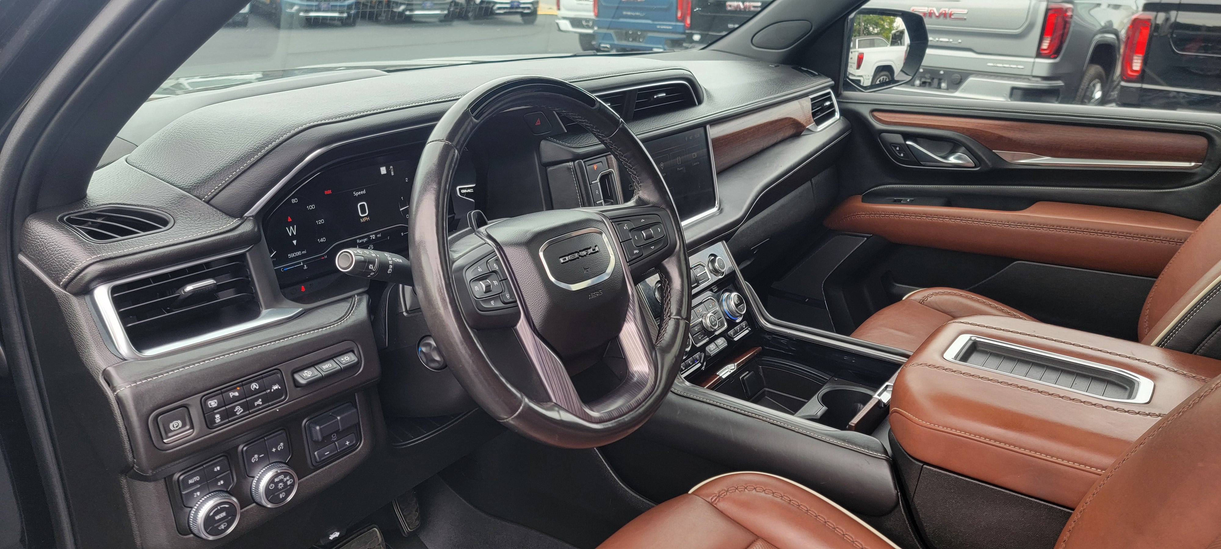 2023 GMC Yukon Denali Ultimate