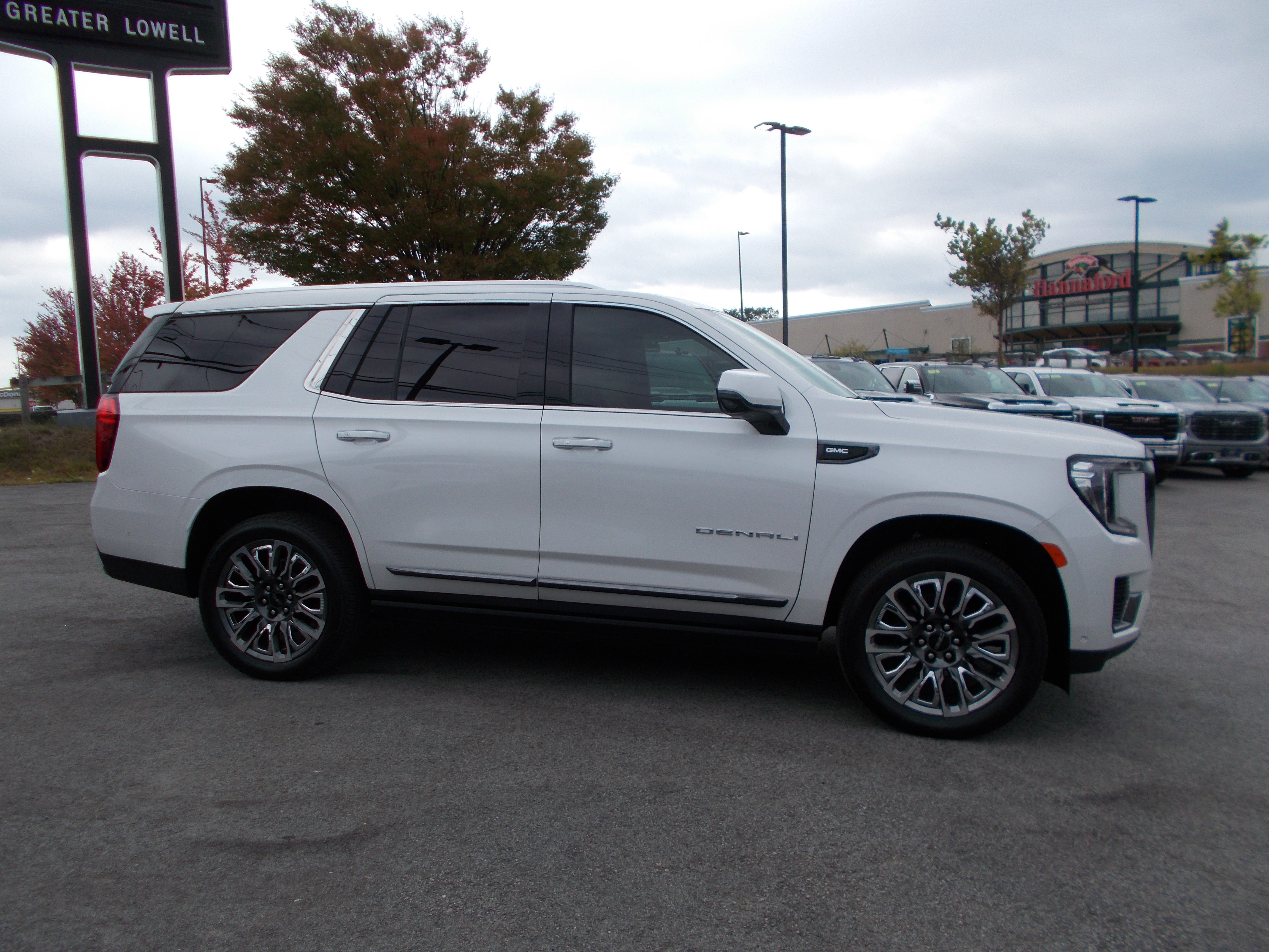 2023 GMC Yukon Denali Ultimate