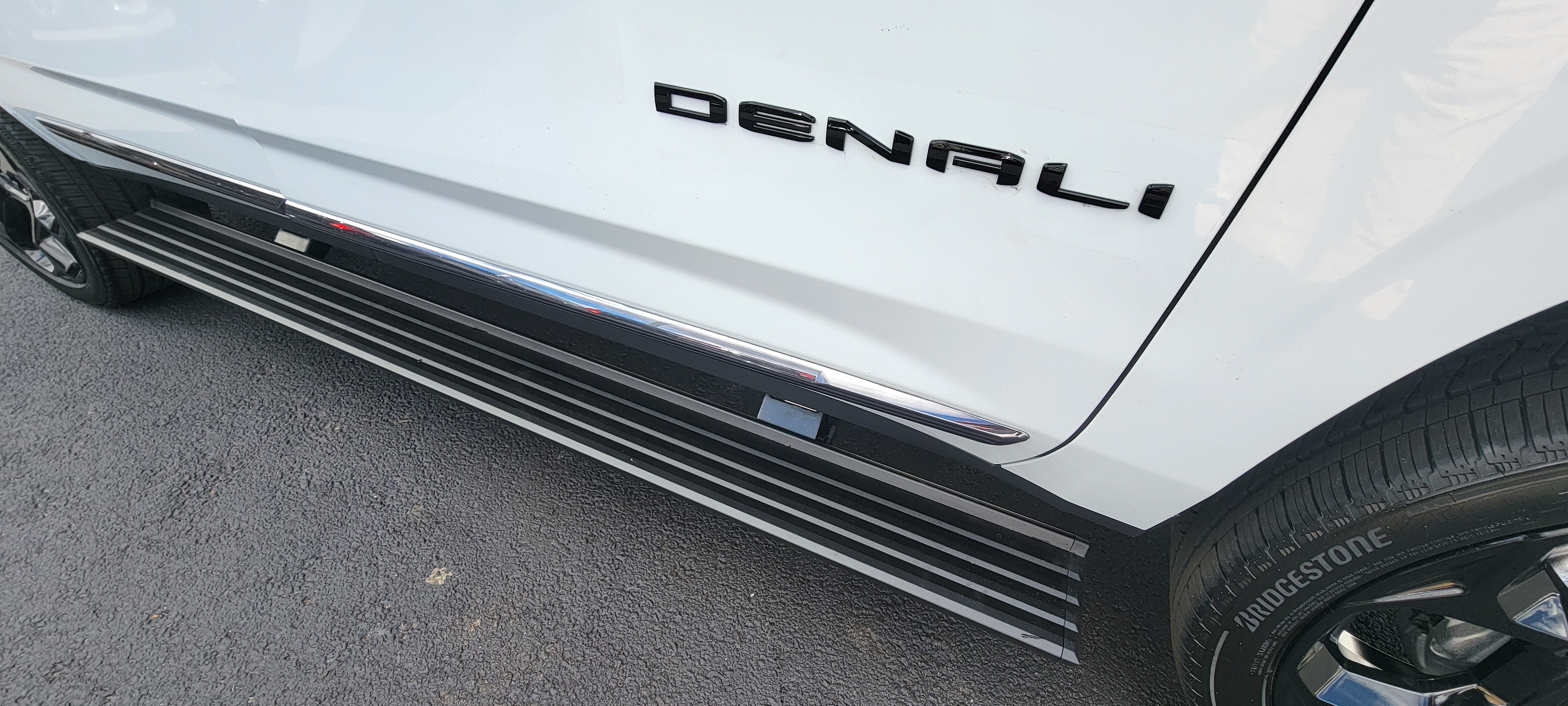 2027 GMC Yukon Denali Ultimate