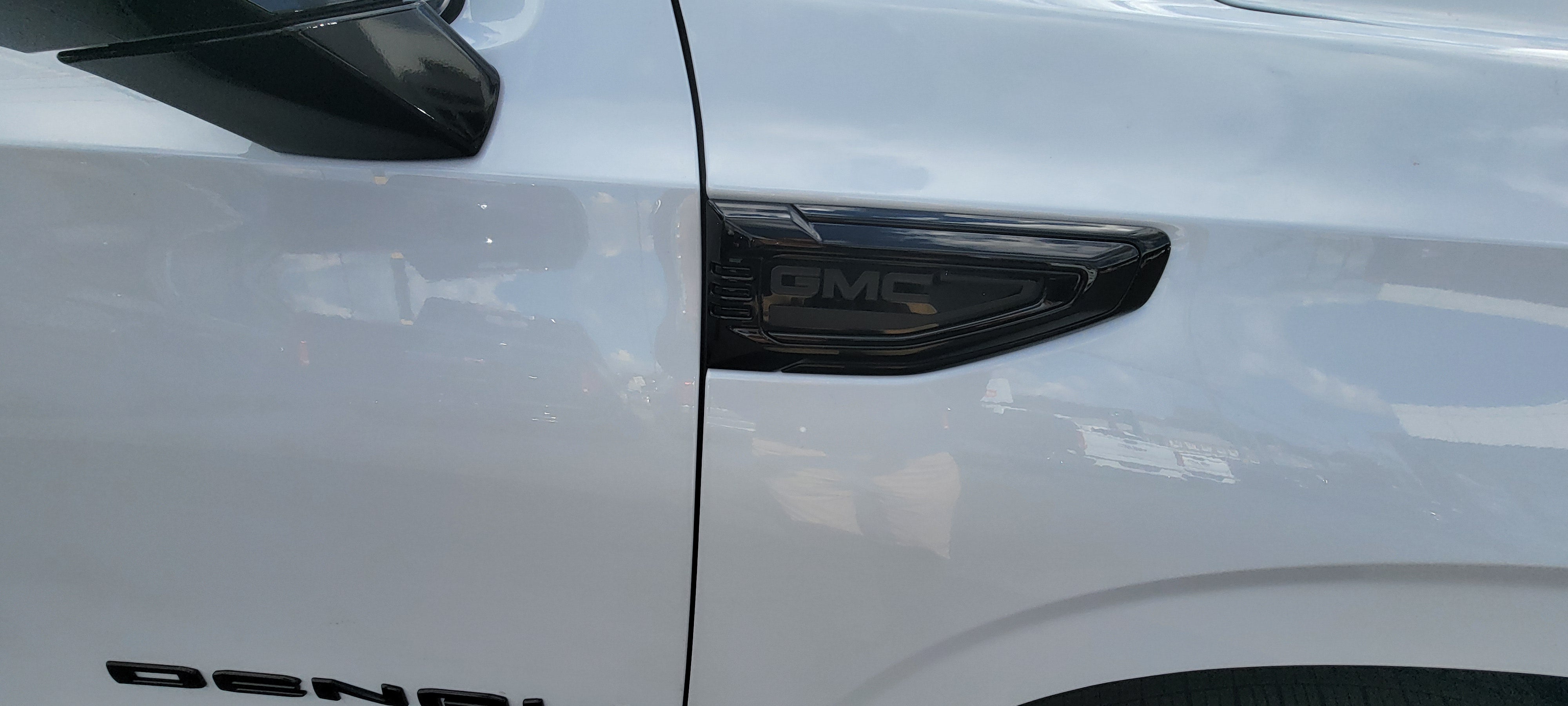 2027 GMC Yukon Denali Ultimate