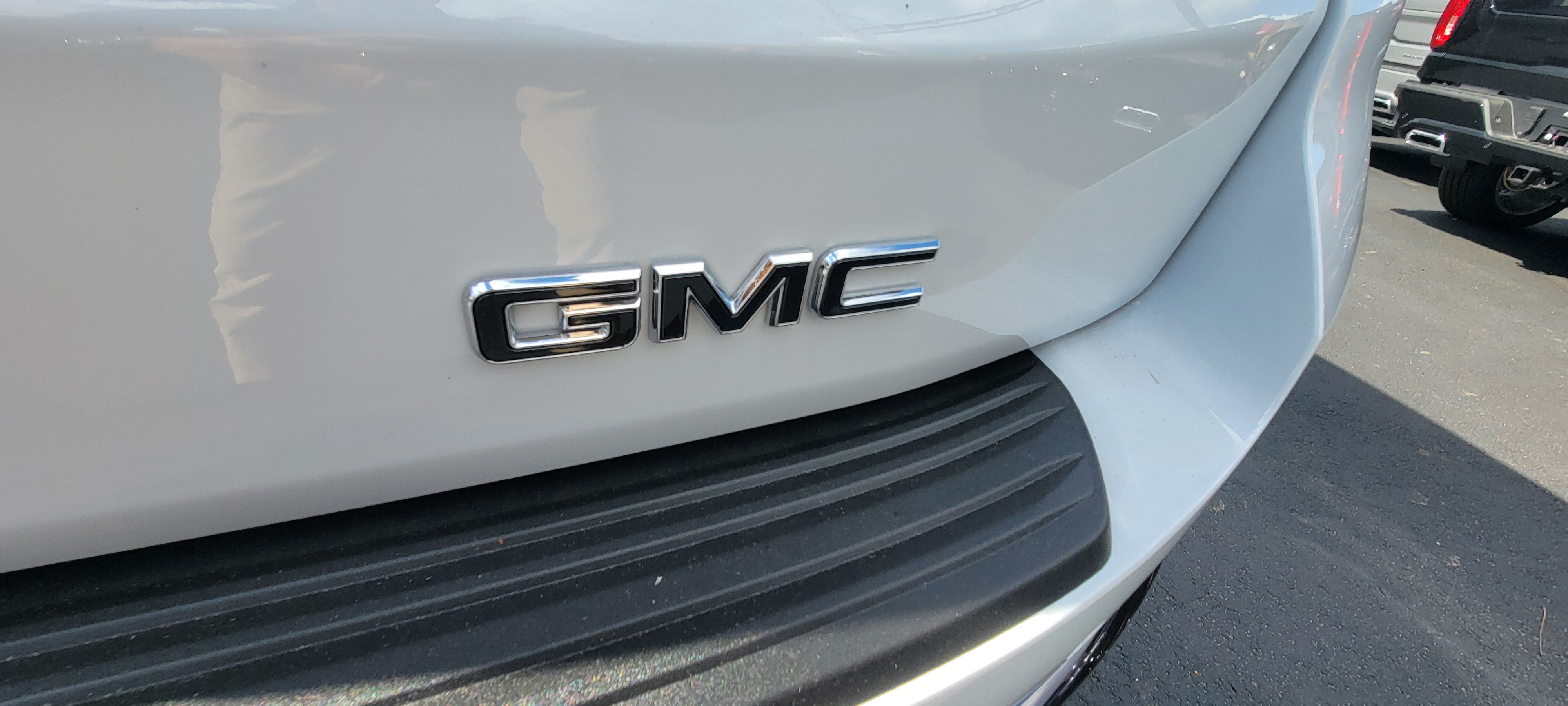 2027 GMC Yukon Denali Ultimate