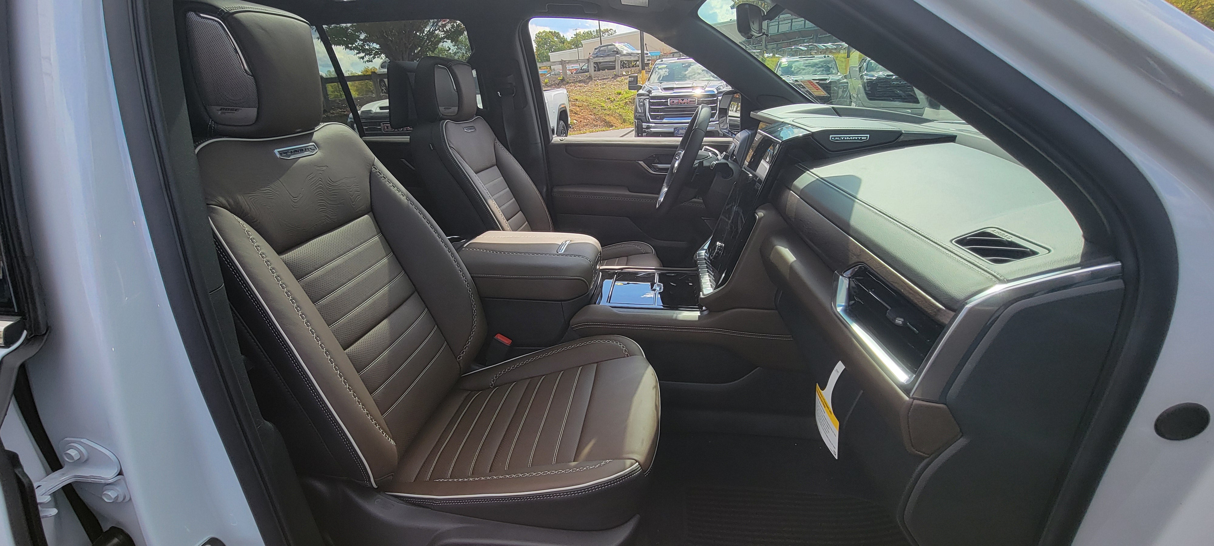 2027 GMC Yukon Denali Ultimate