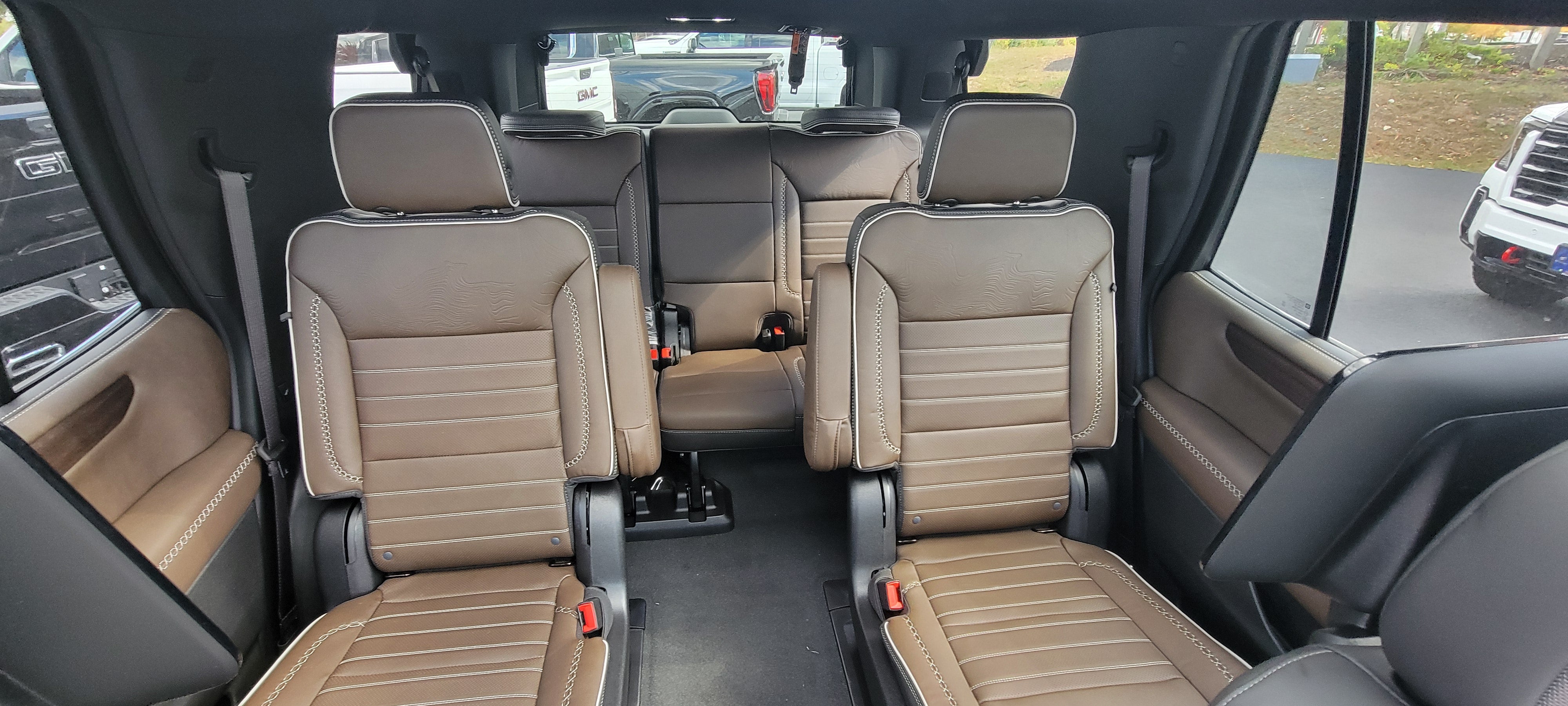 2027 GMC Yukon Denali Ultimate
