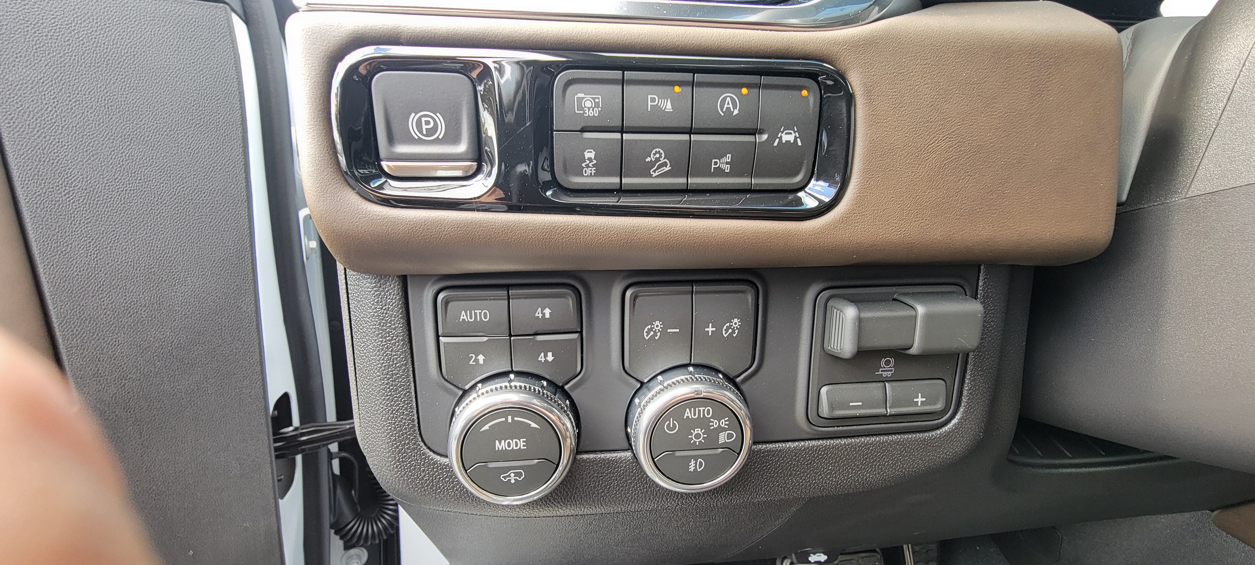 2027 GMC Yukon Denali Ultimate