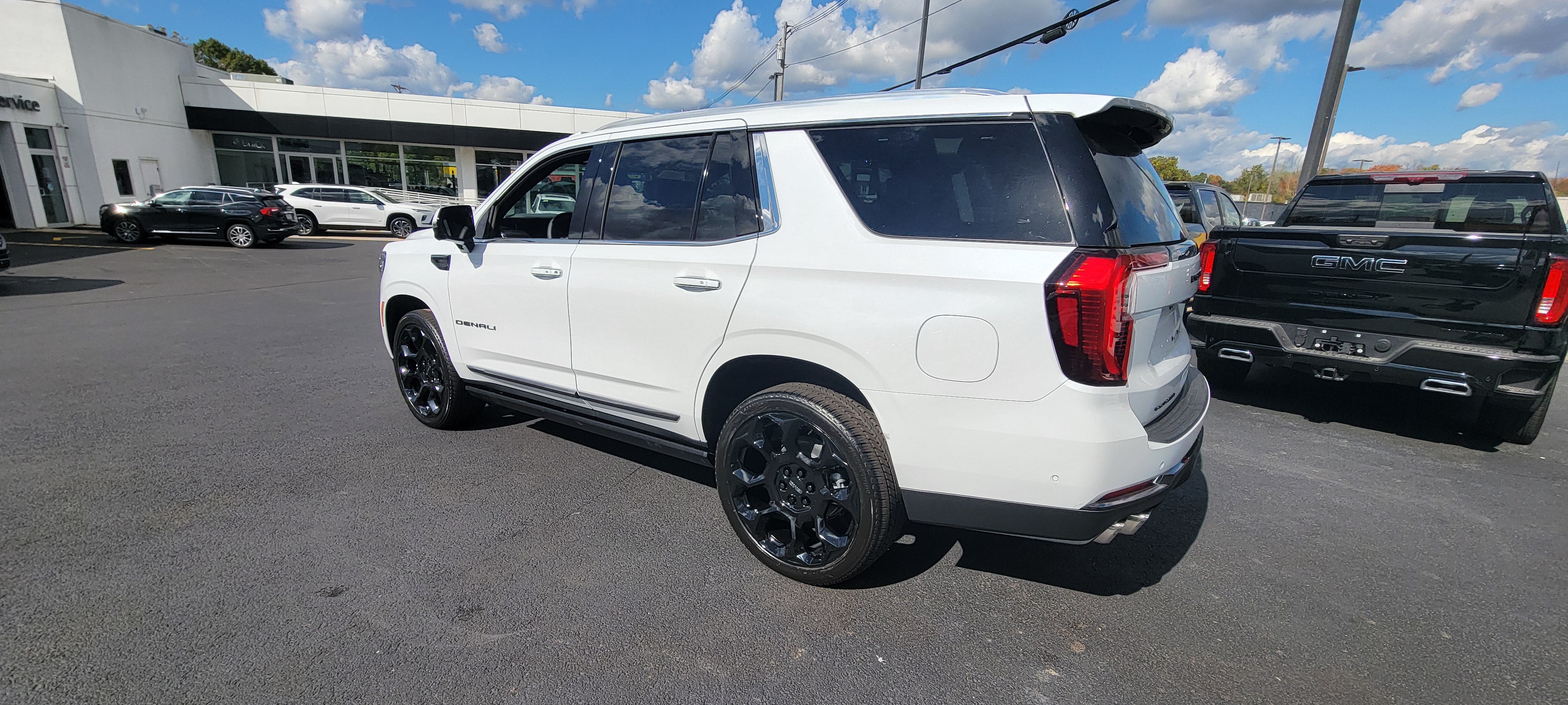 2027 GMC Yukon Denali Ultimate