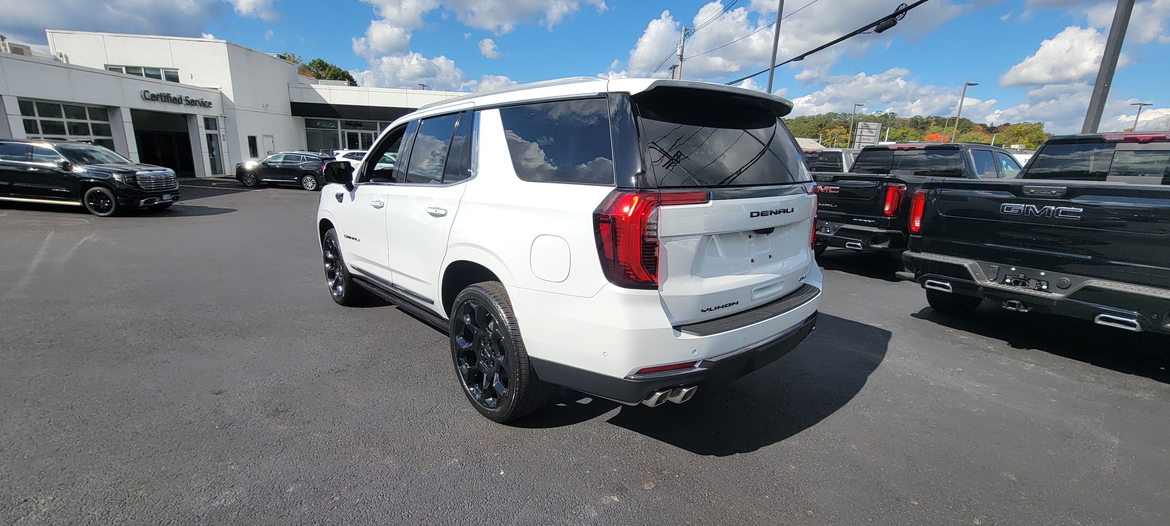 2027 GMC Yukon Denali Ultimate