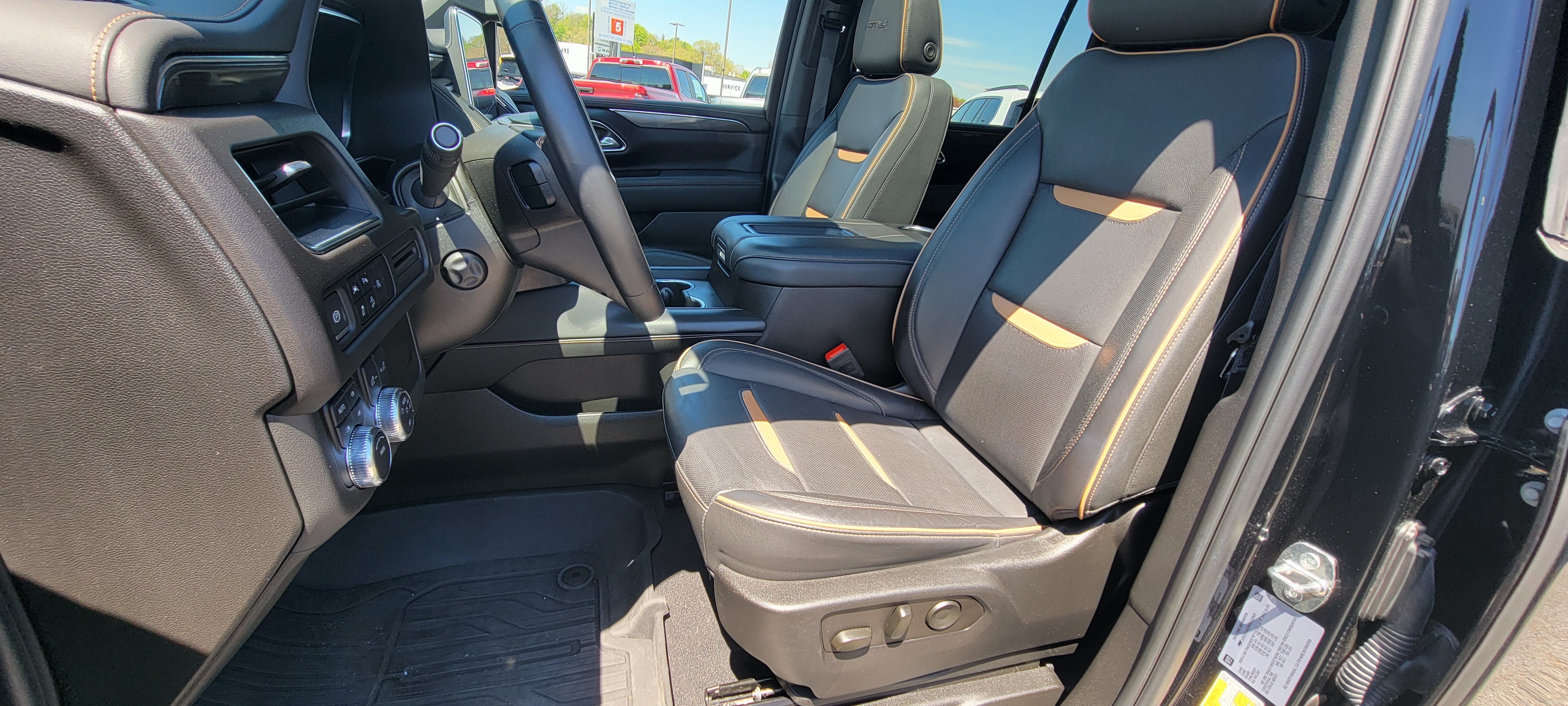 2024 GMC Yukon XL AT4