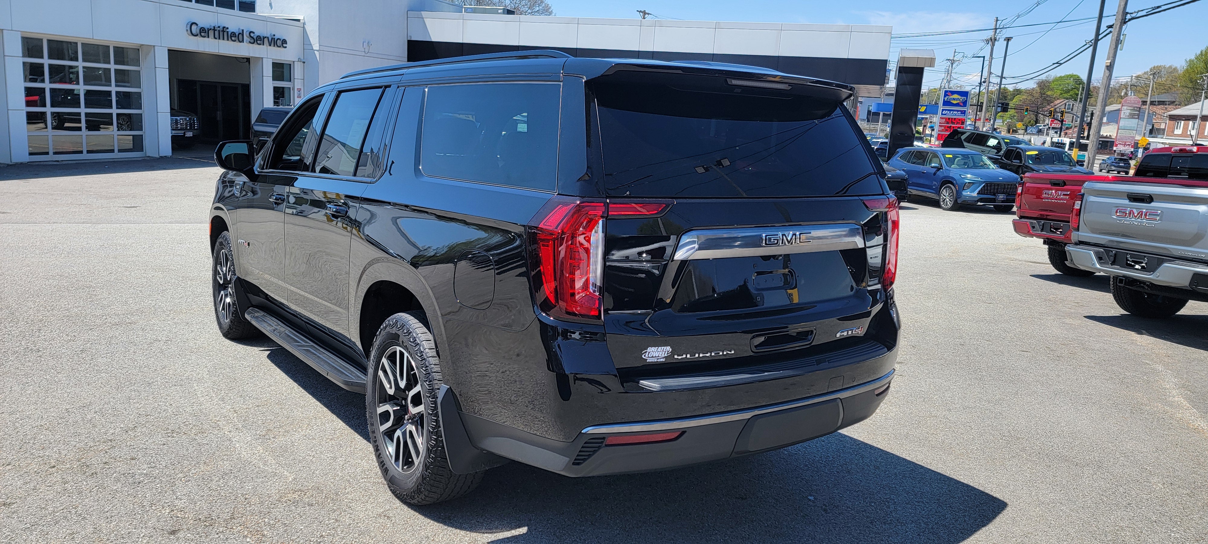 2024 GMC Yukon XL AT4