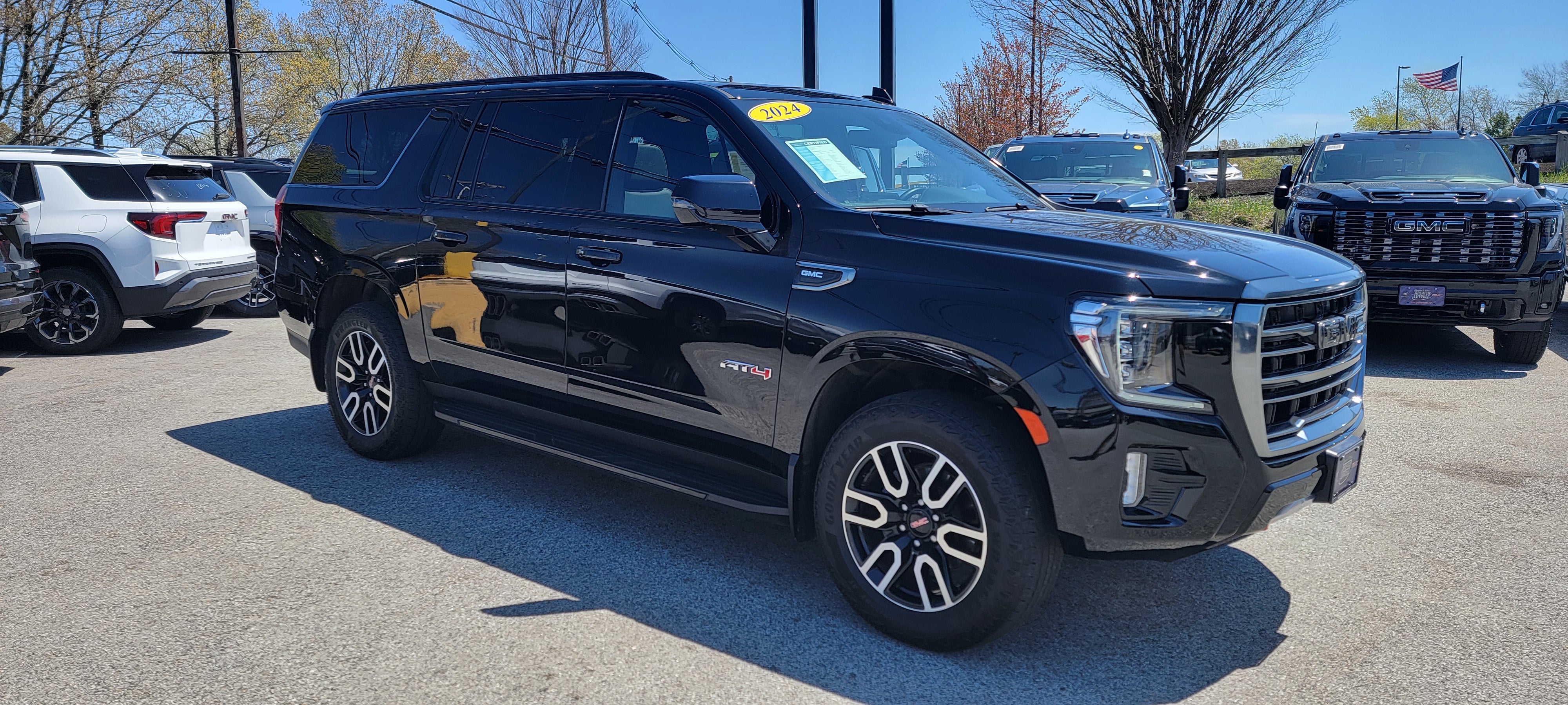2024 GMC Yukon XL AT4