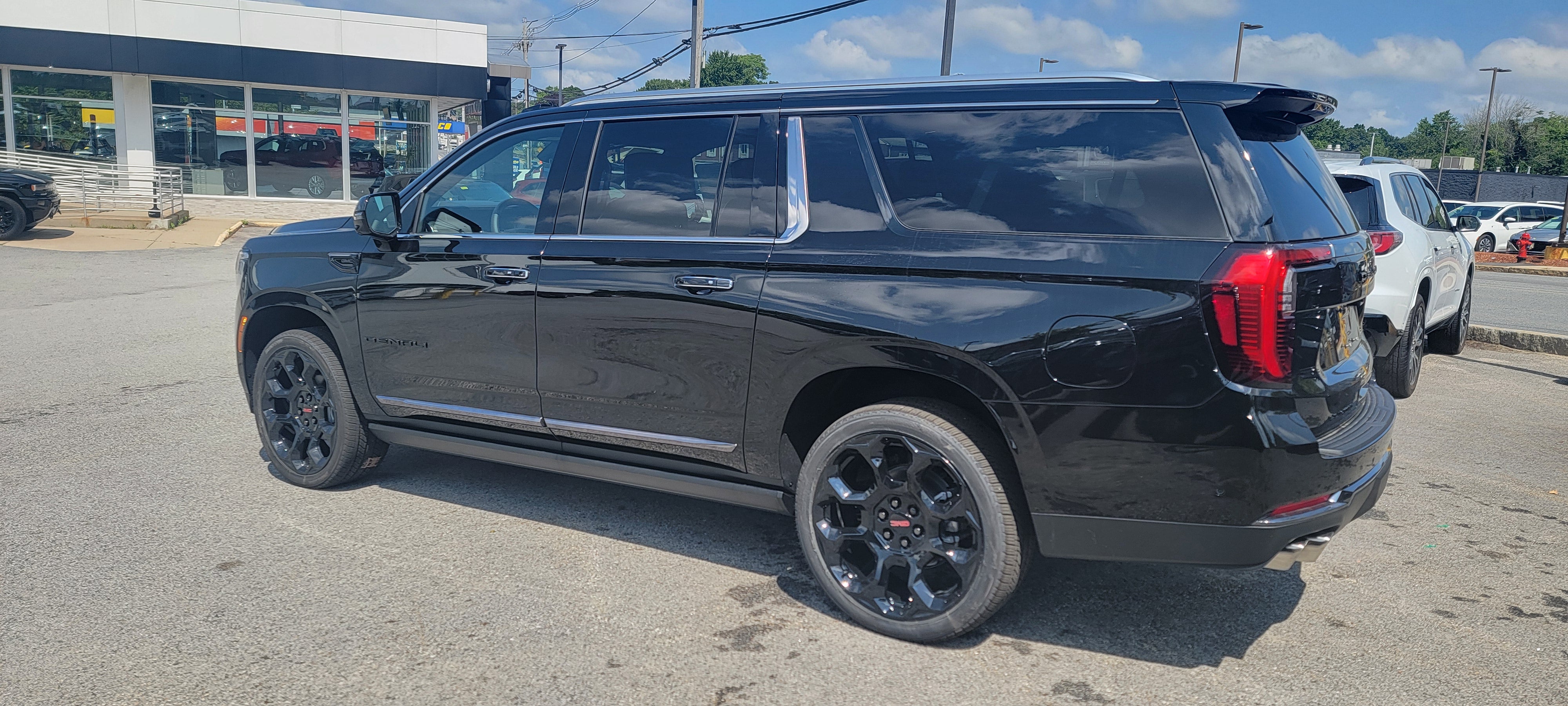 2026 GMC Yukon XL Denali Ultimate