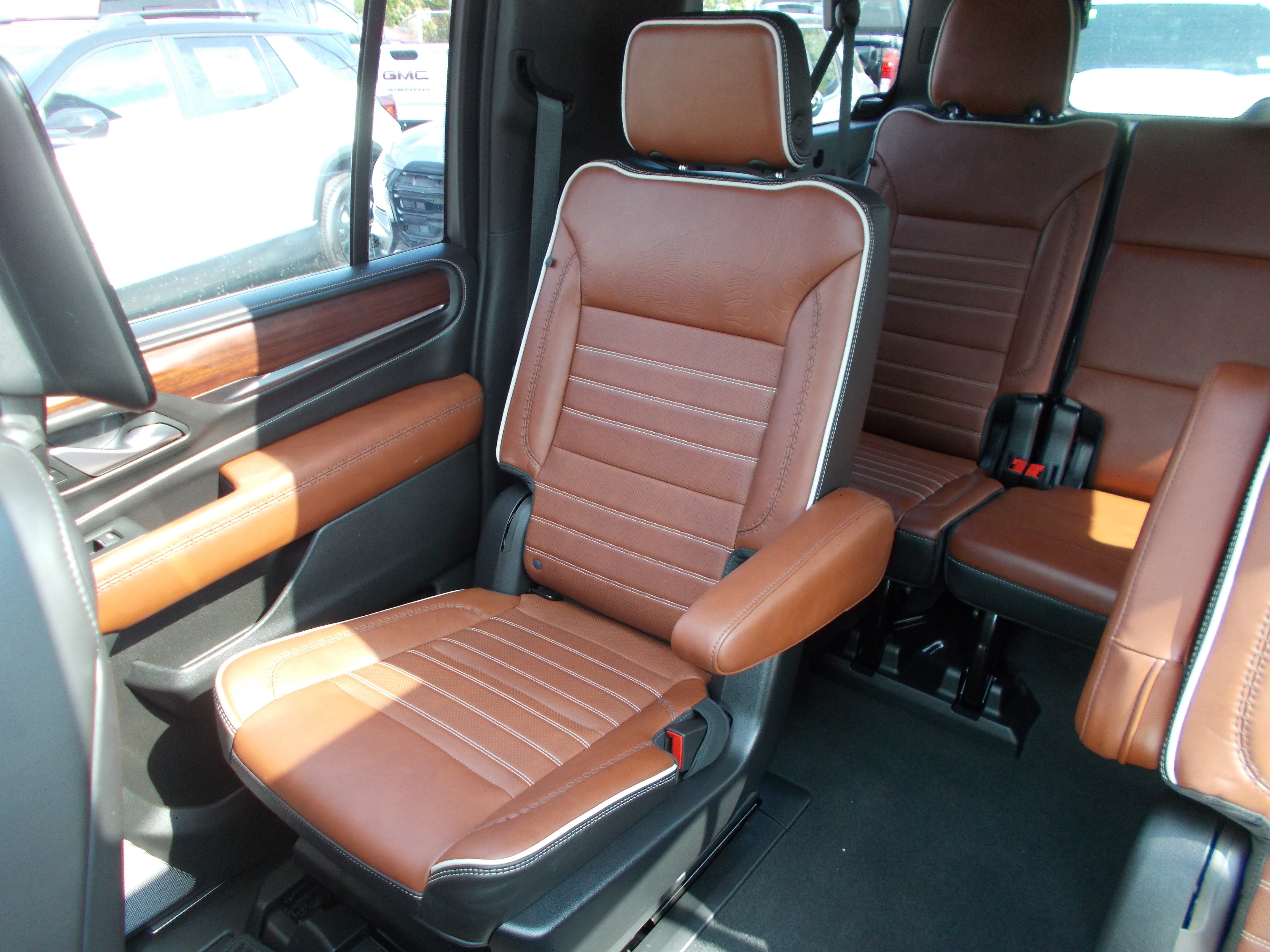 2023 GMC Yukon XL Denali Ultimate