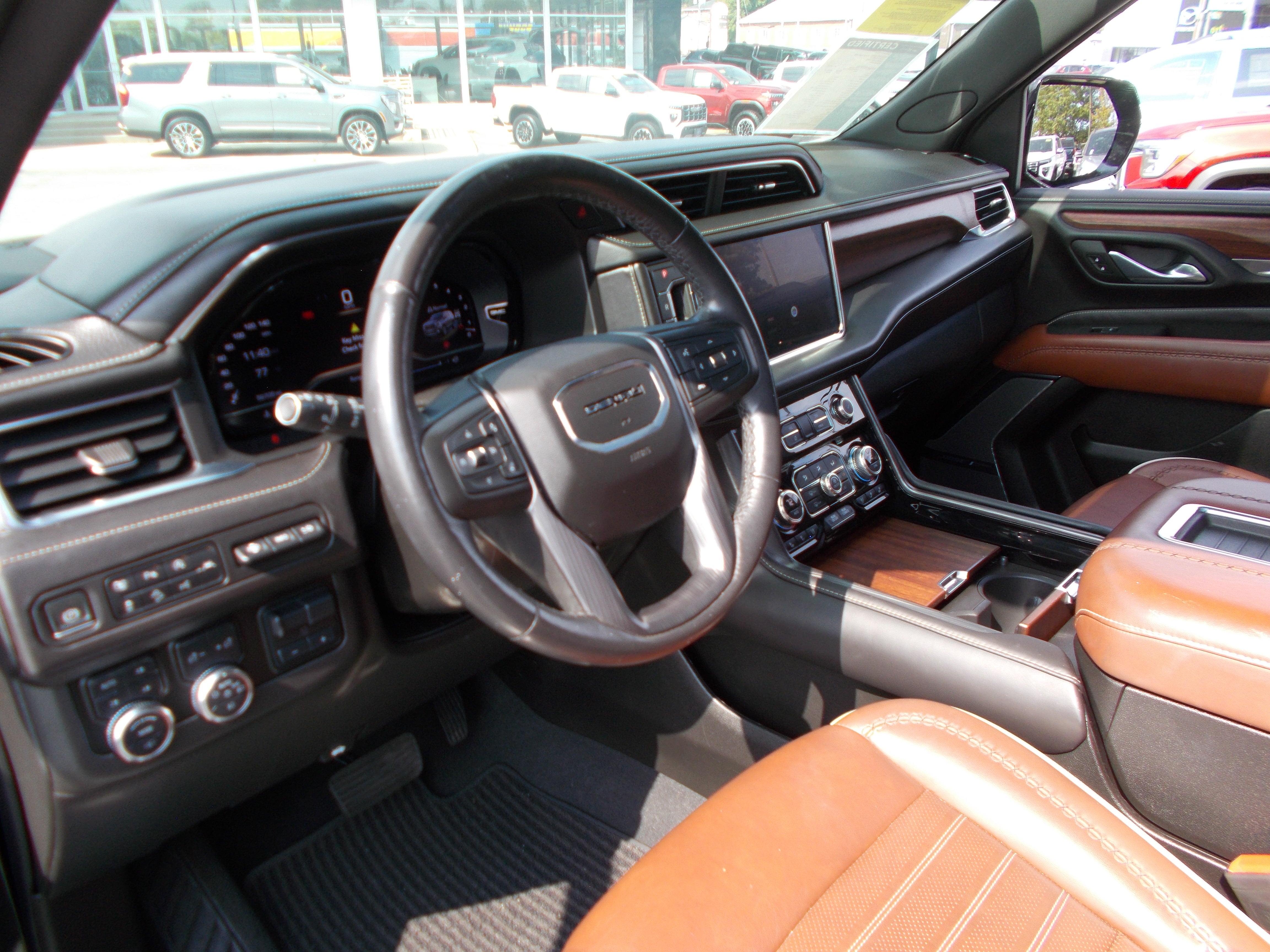 2023 GMC Yukon XL Denali Ultimate