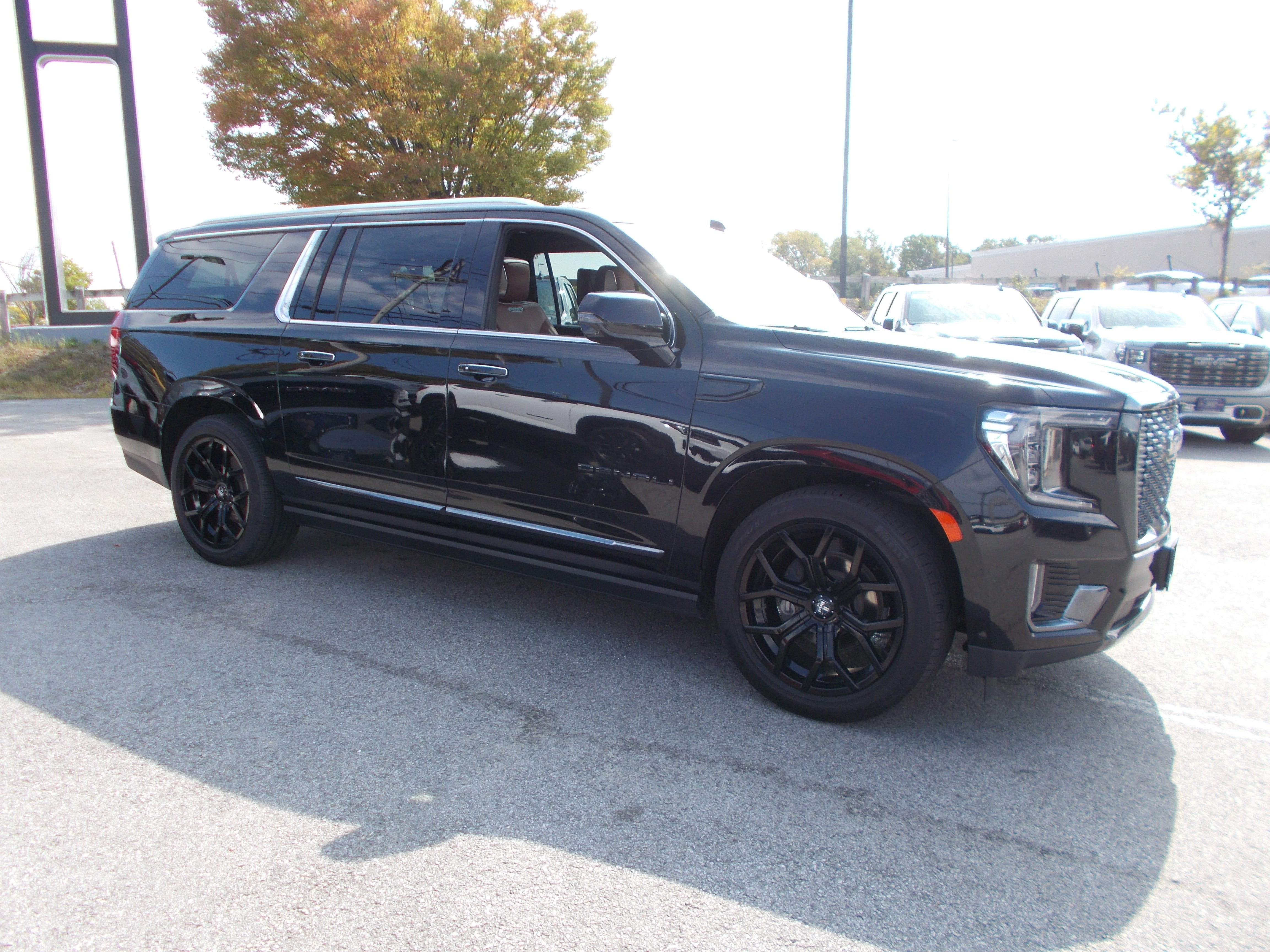 2023 GMC Yukon XL Denali Ultimate