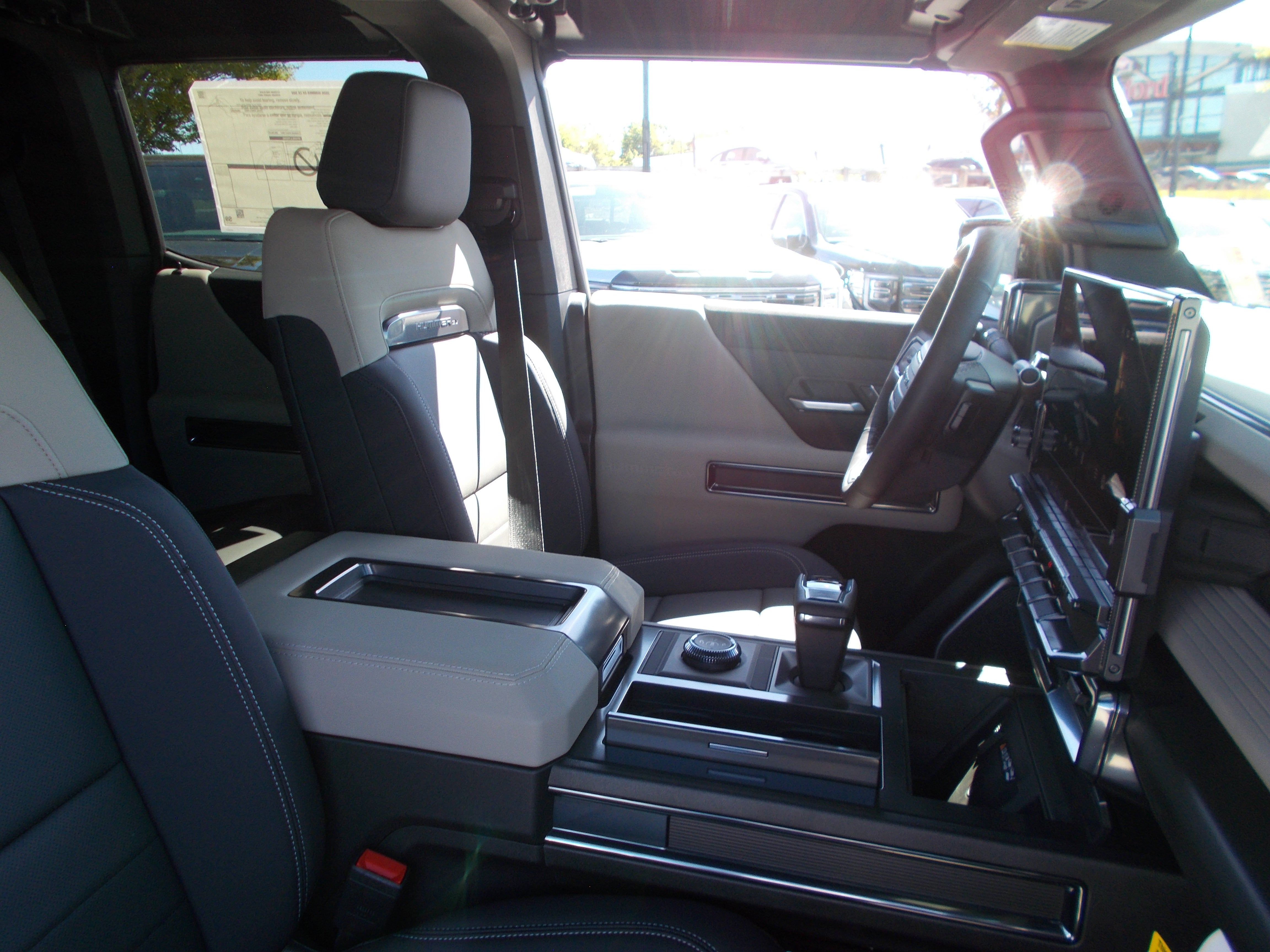 2026 GMC HUMMER EV SUV 2X