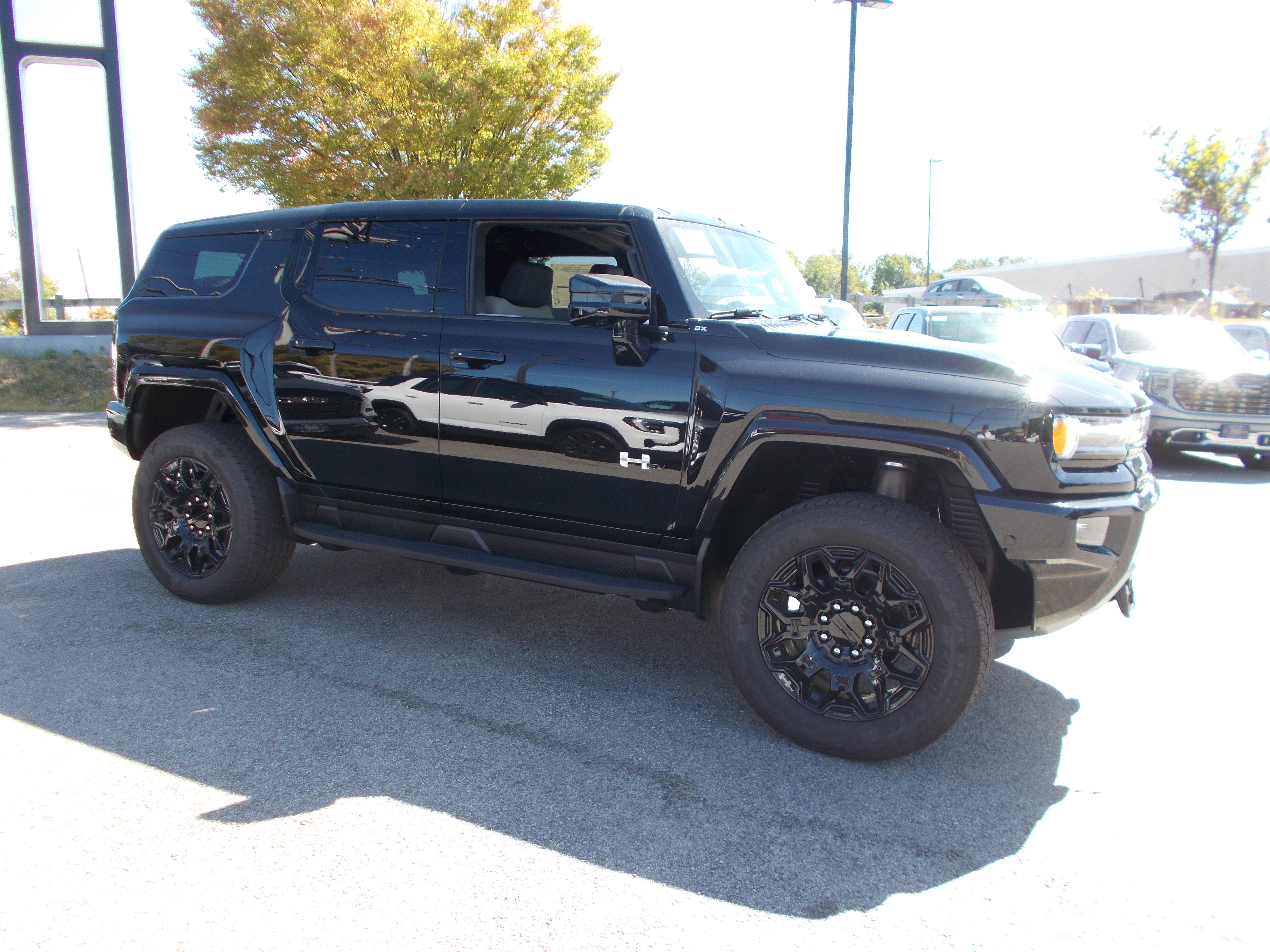 2026 GMC HUMMER EV SUV 2X