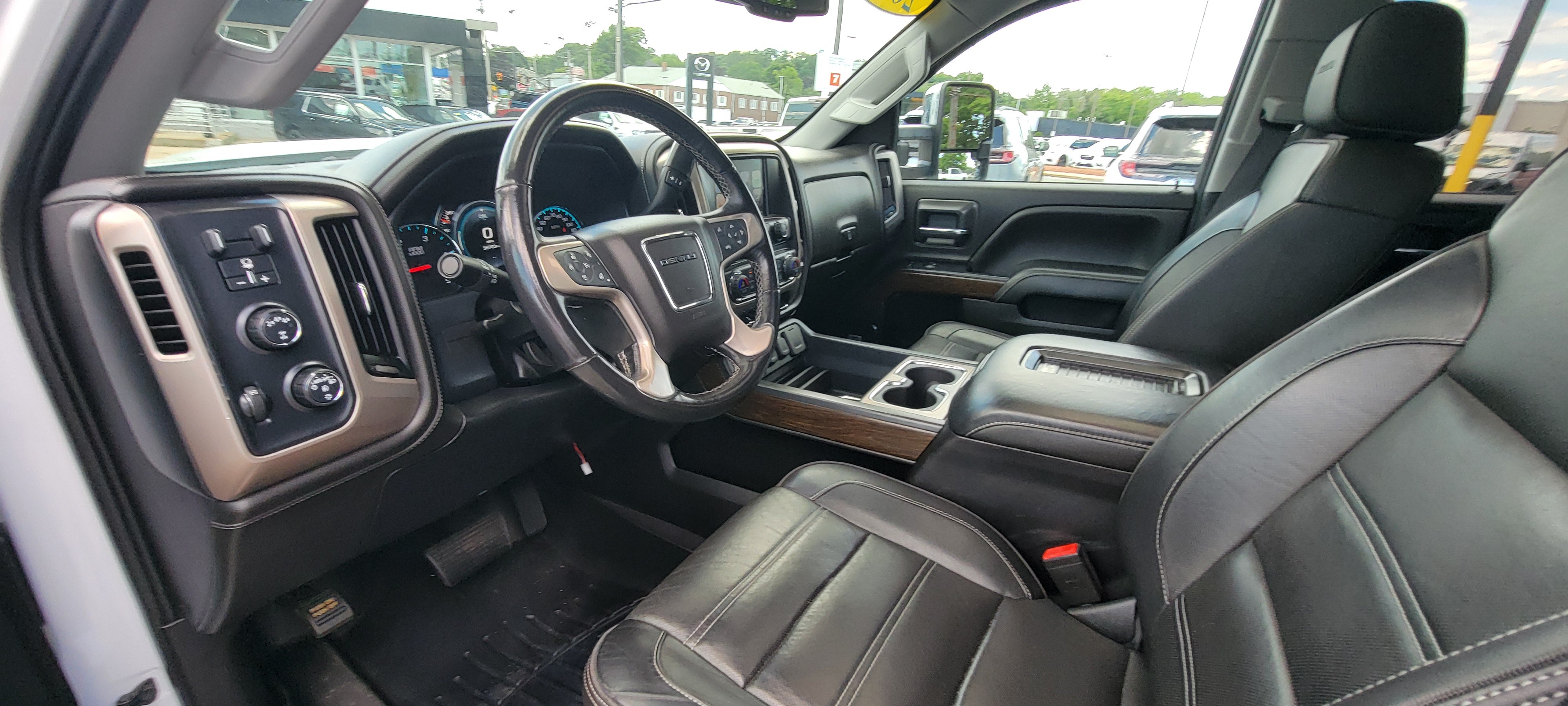 2019 GMC Sierra 2500 HD Denali