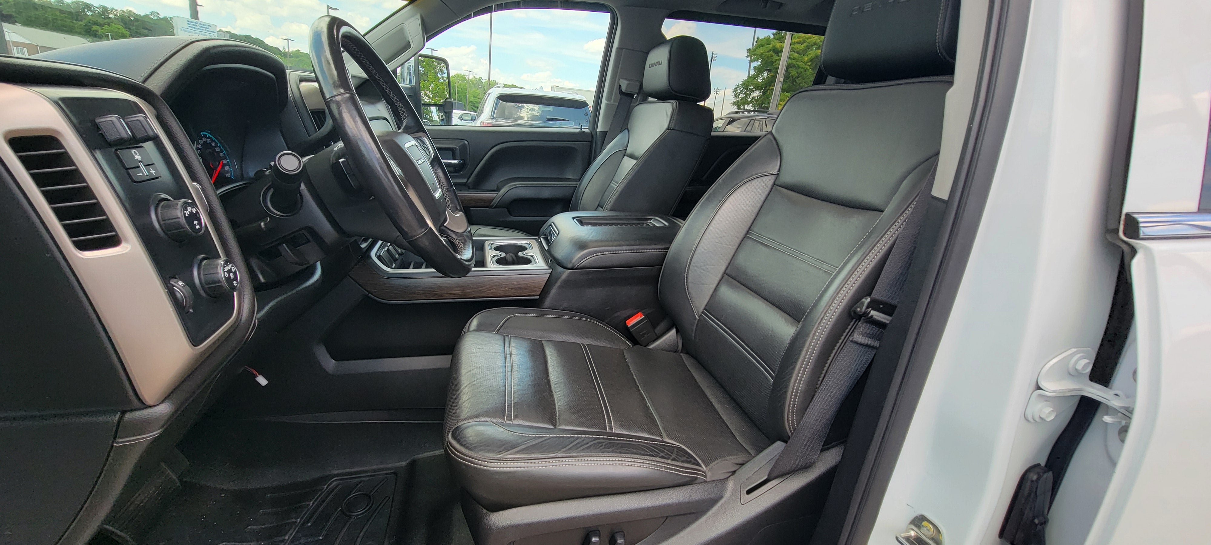 2019 GMC Sierra 2500 HD Denali