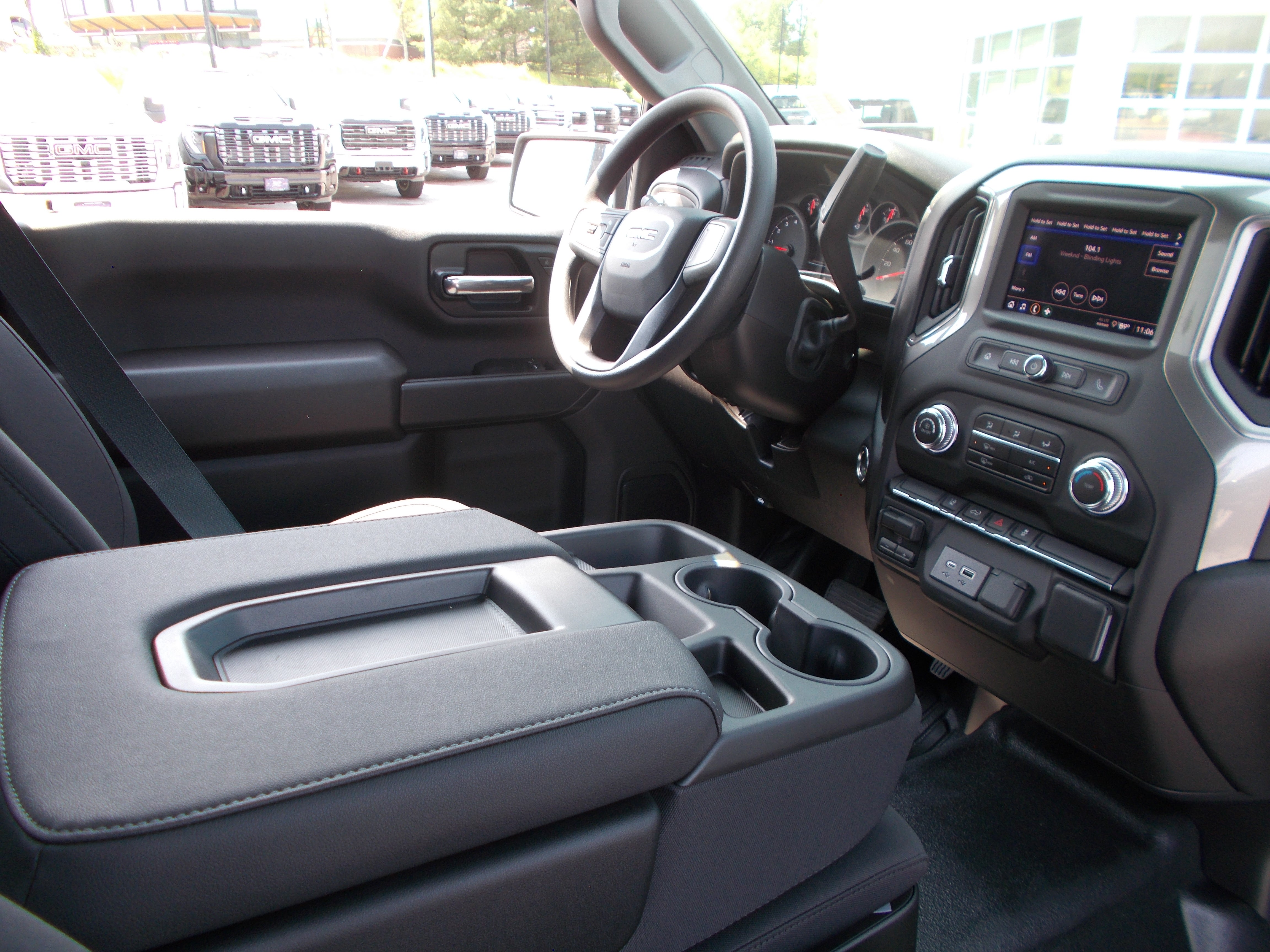 2025 GMC Sierra 2500 HD Pro