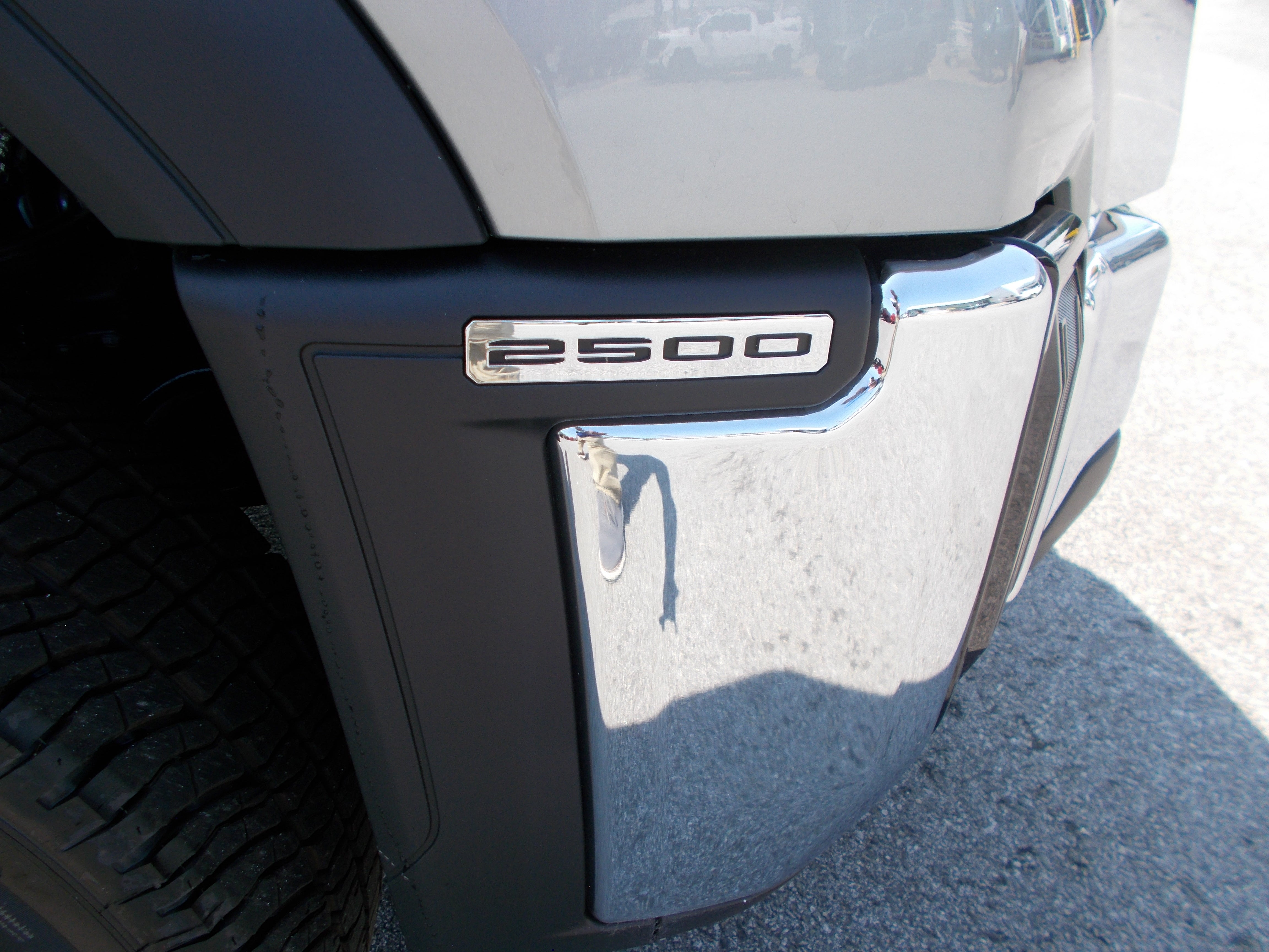 2025 GMC Sierra 2500 HD Pro