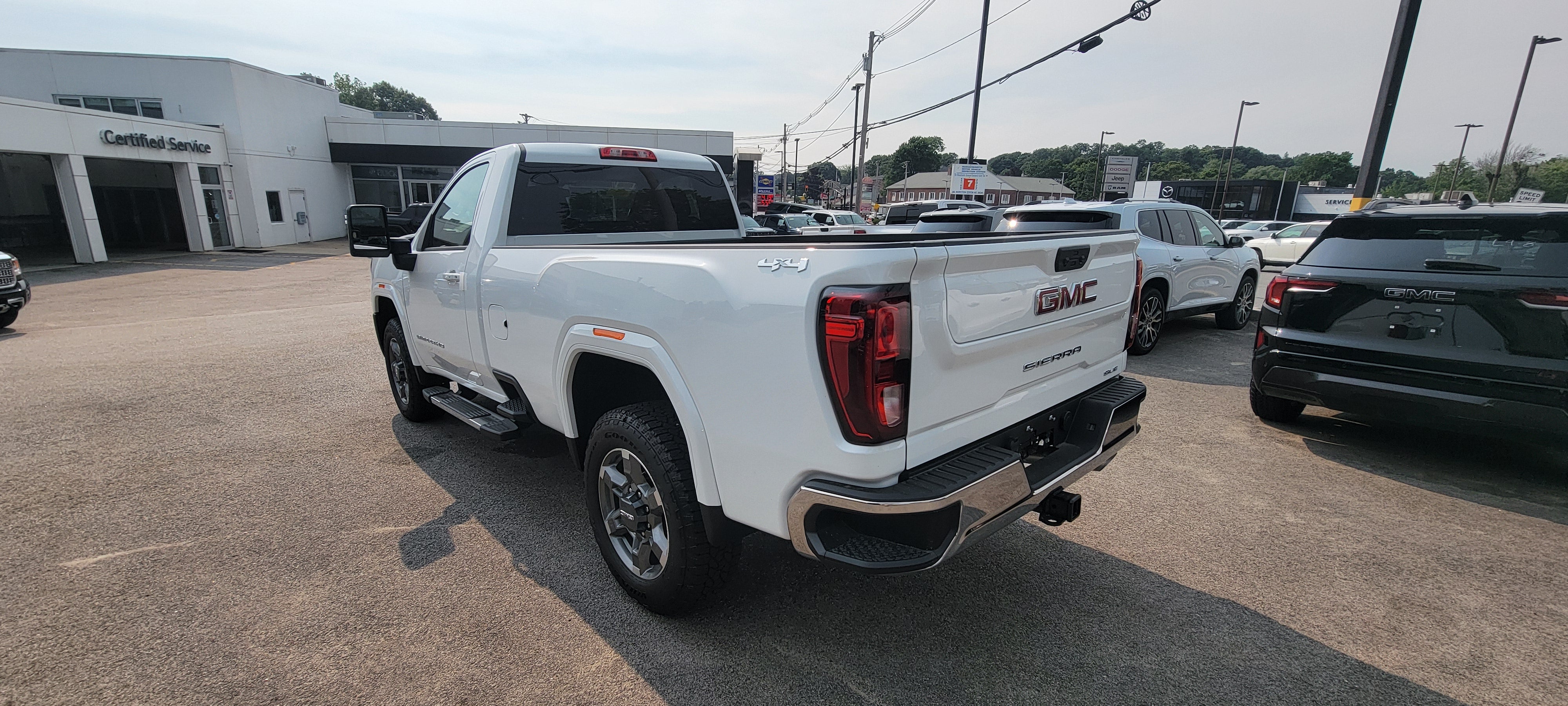 2026 GMC Sierra 2500 HD SLE