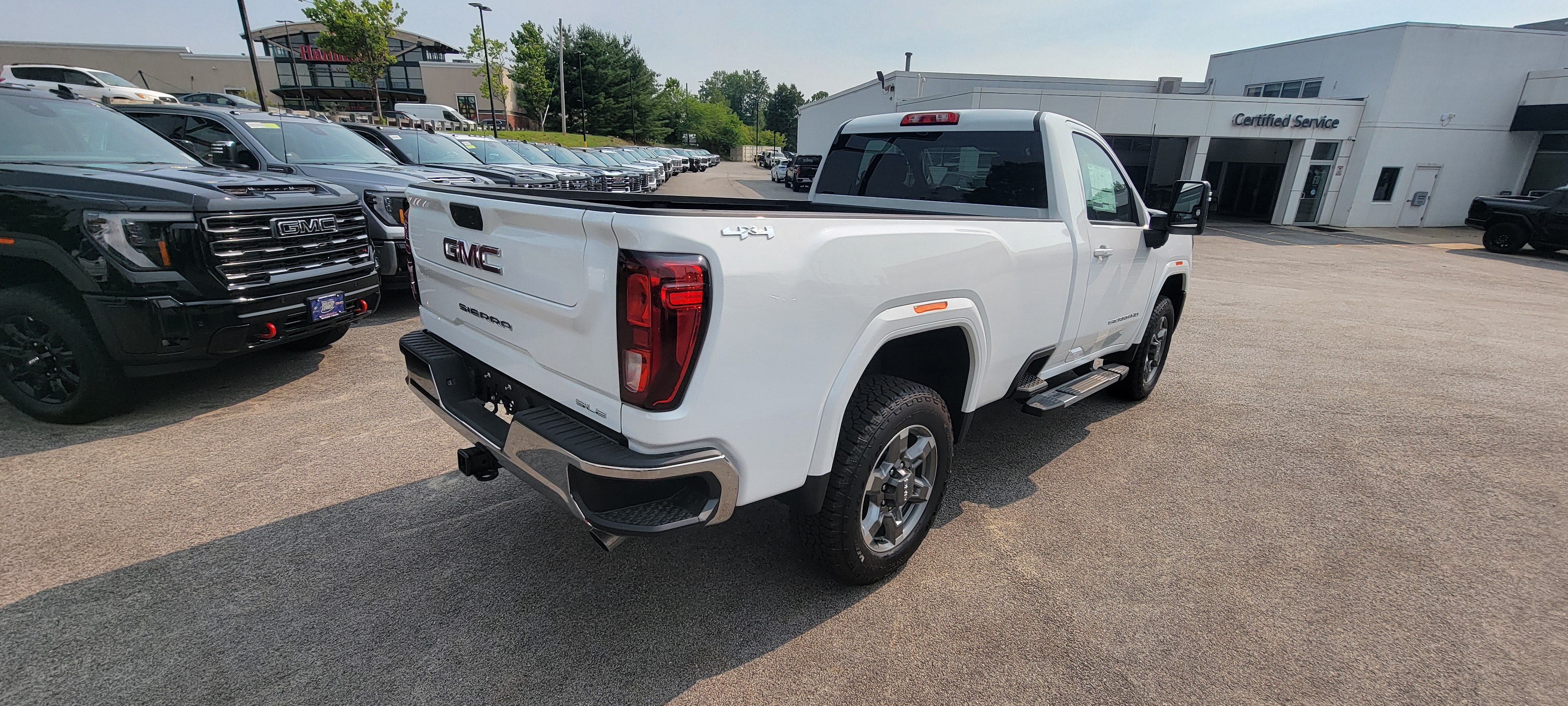 2026 GMC Sierra 2500 HD SLE