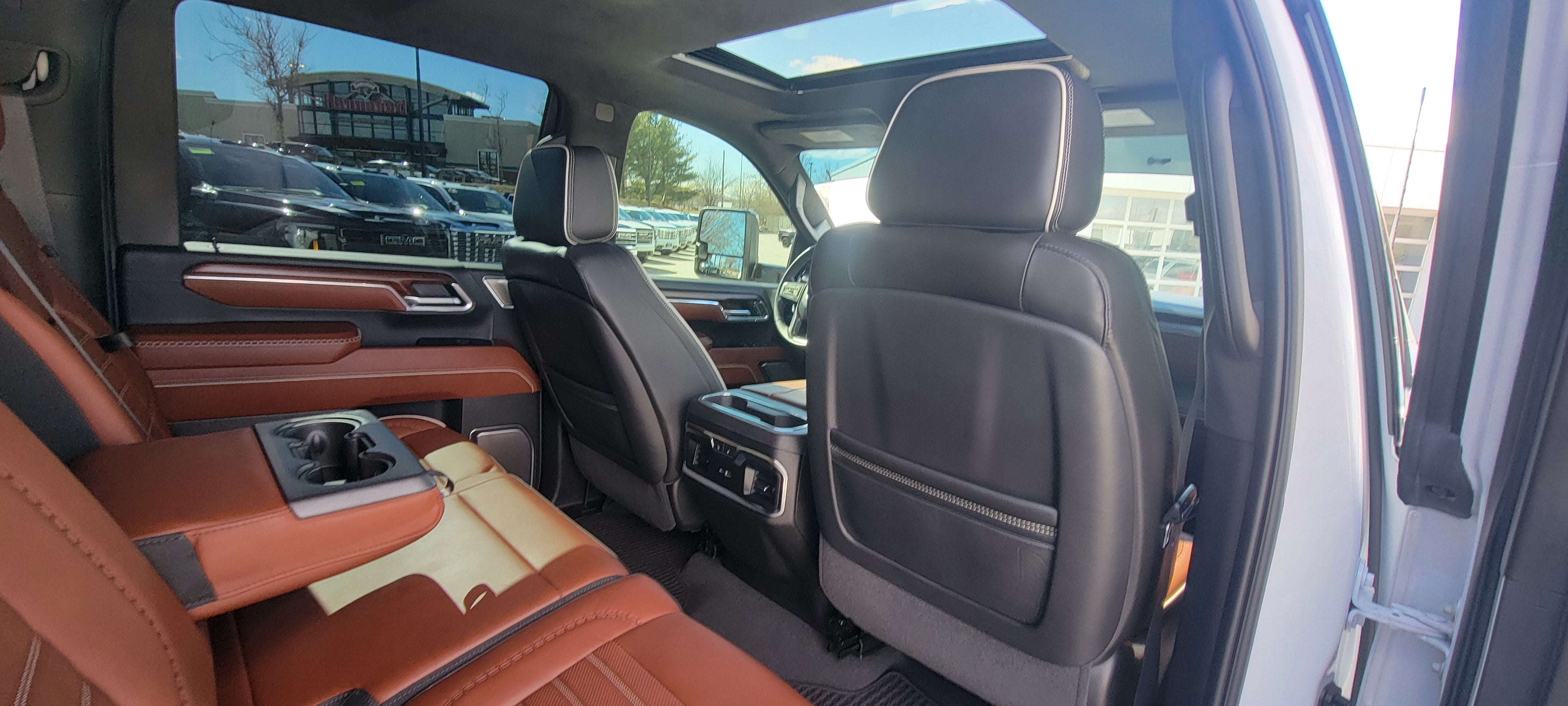 2024 GMC Sierra 3500 HD Denali Ultimate DRW