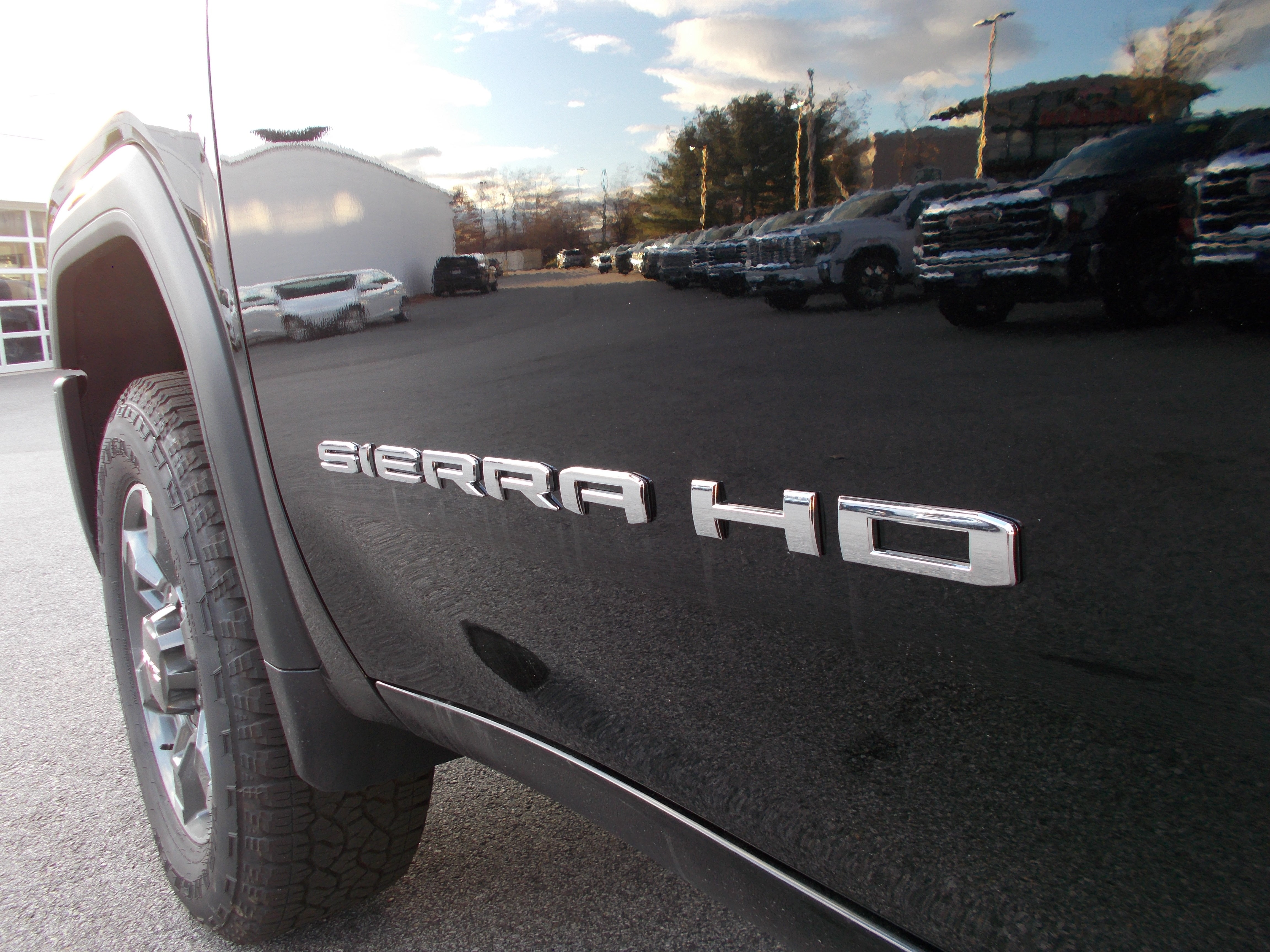 2026 GMC Sierra 2500 HD SLE