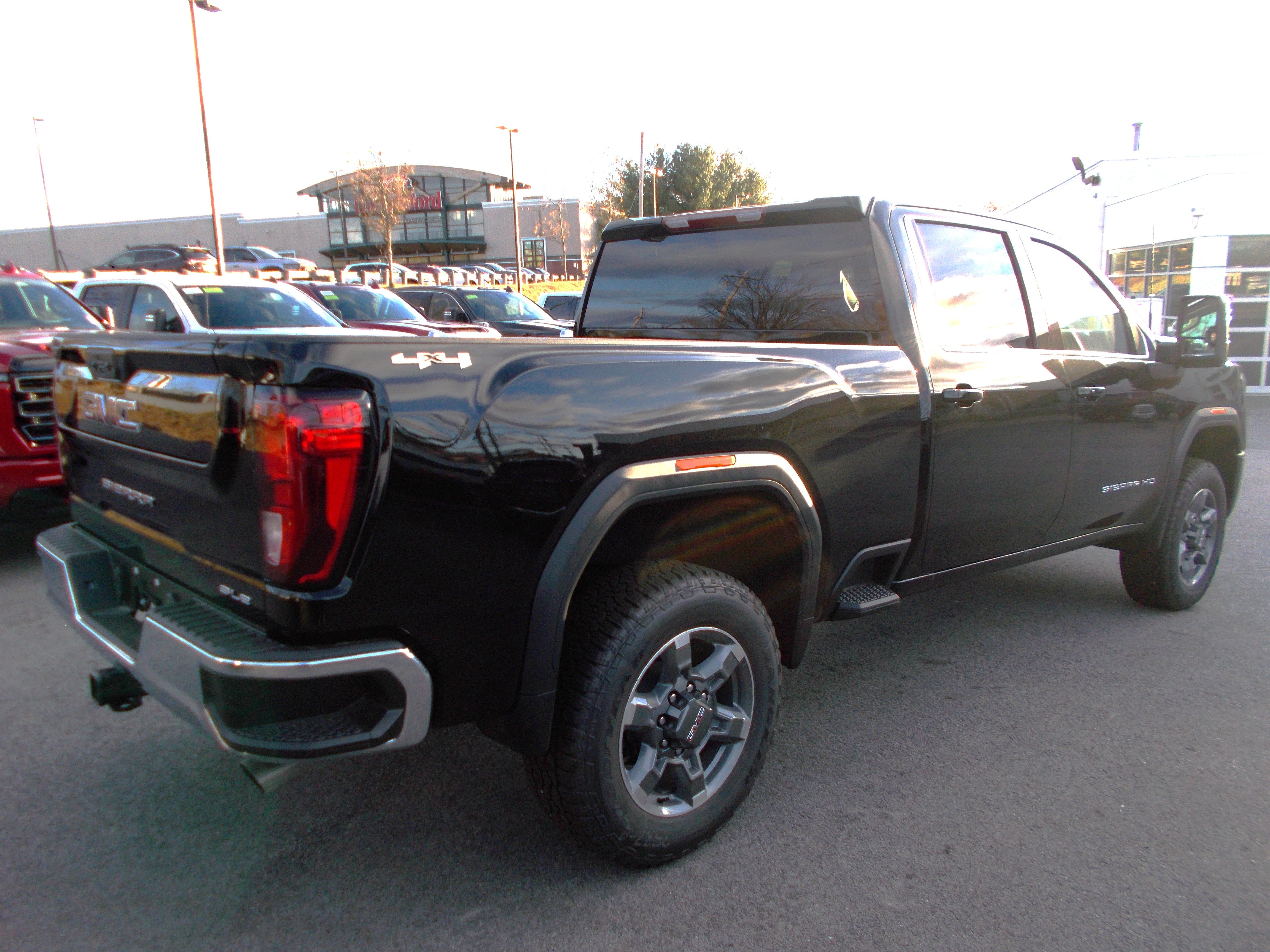 2026 GMC Sierra 2500 HD SLE