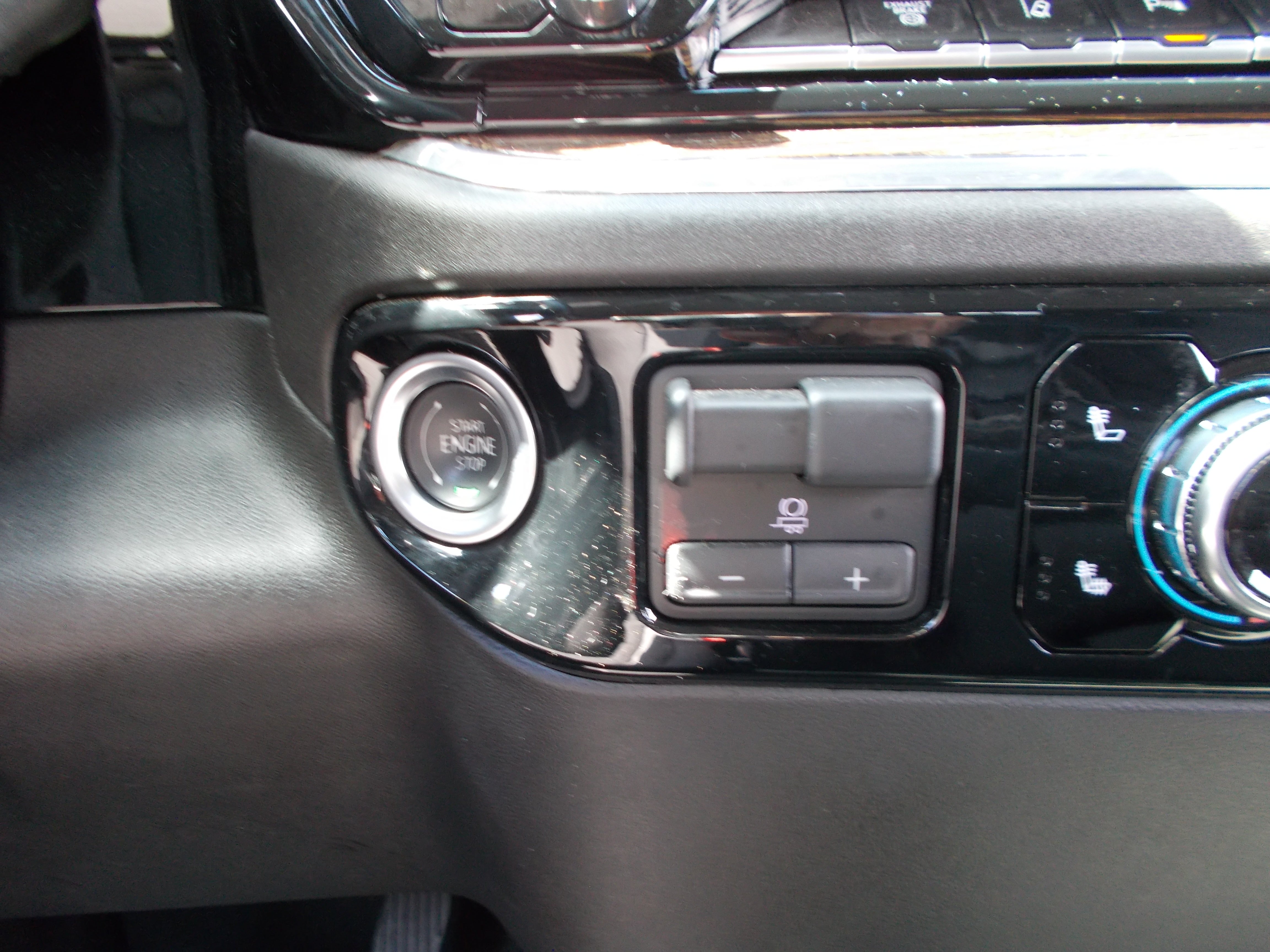 2025 GMC Sierra 2500 HD SLE