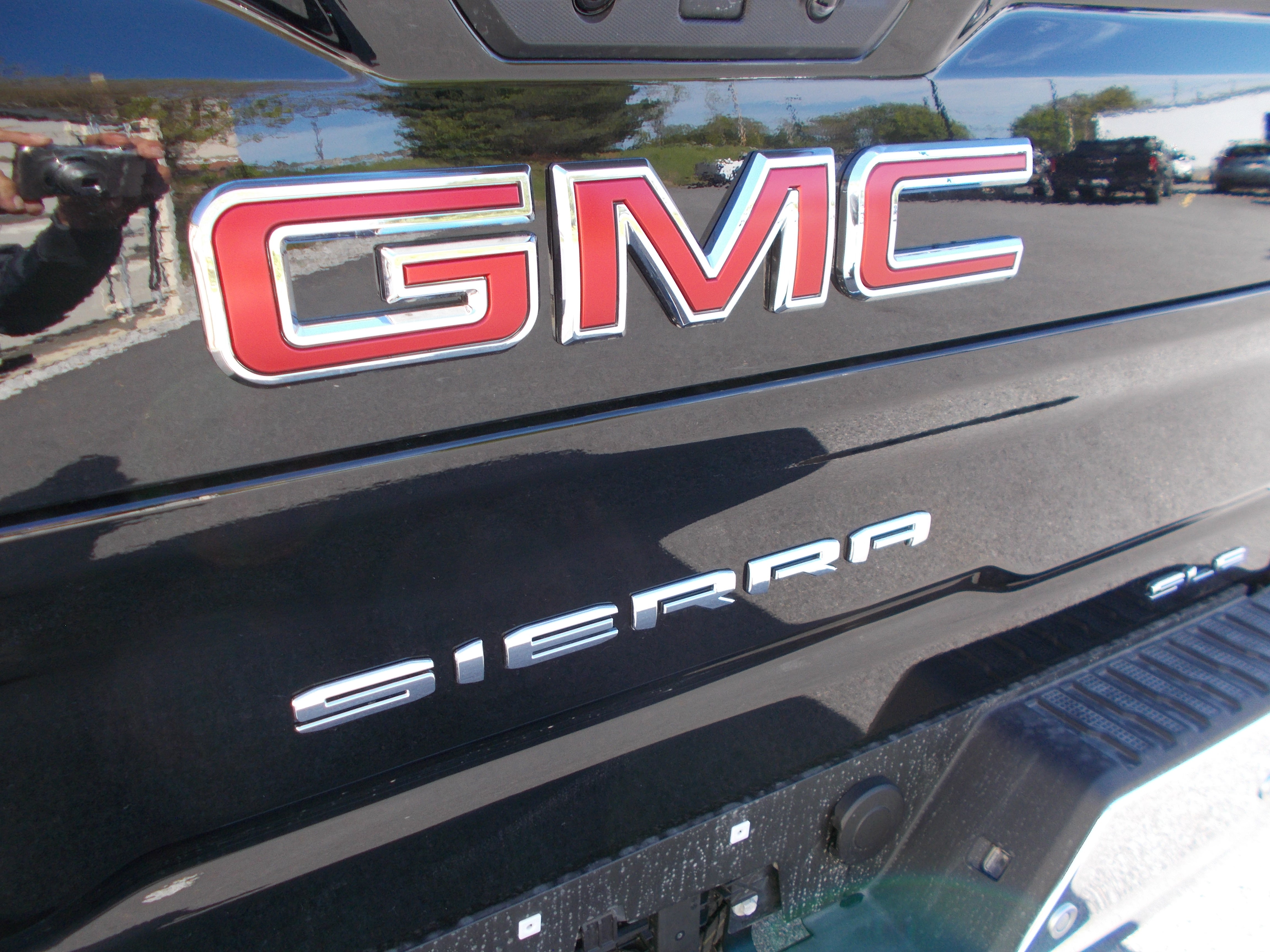 2025 GMC Sierra 2500 HD SLE