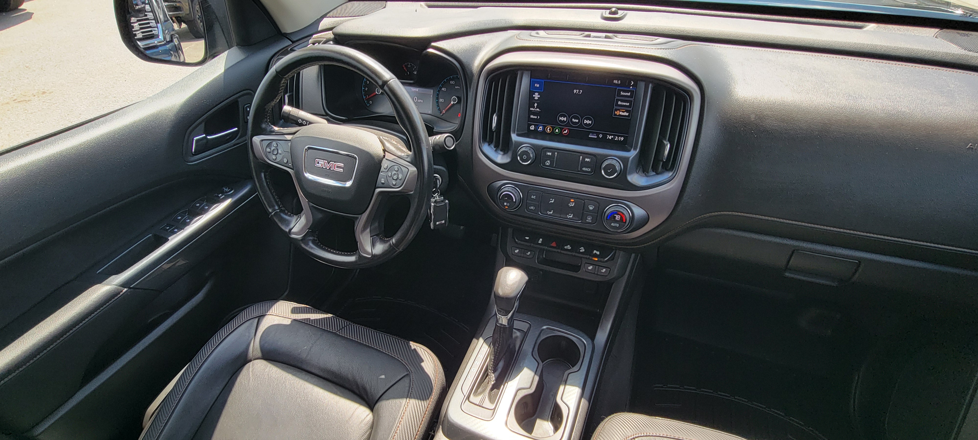 2022 GMC Canyon AT4 - Leather