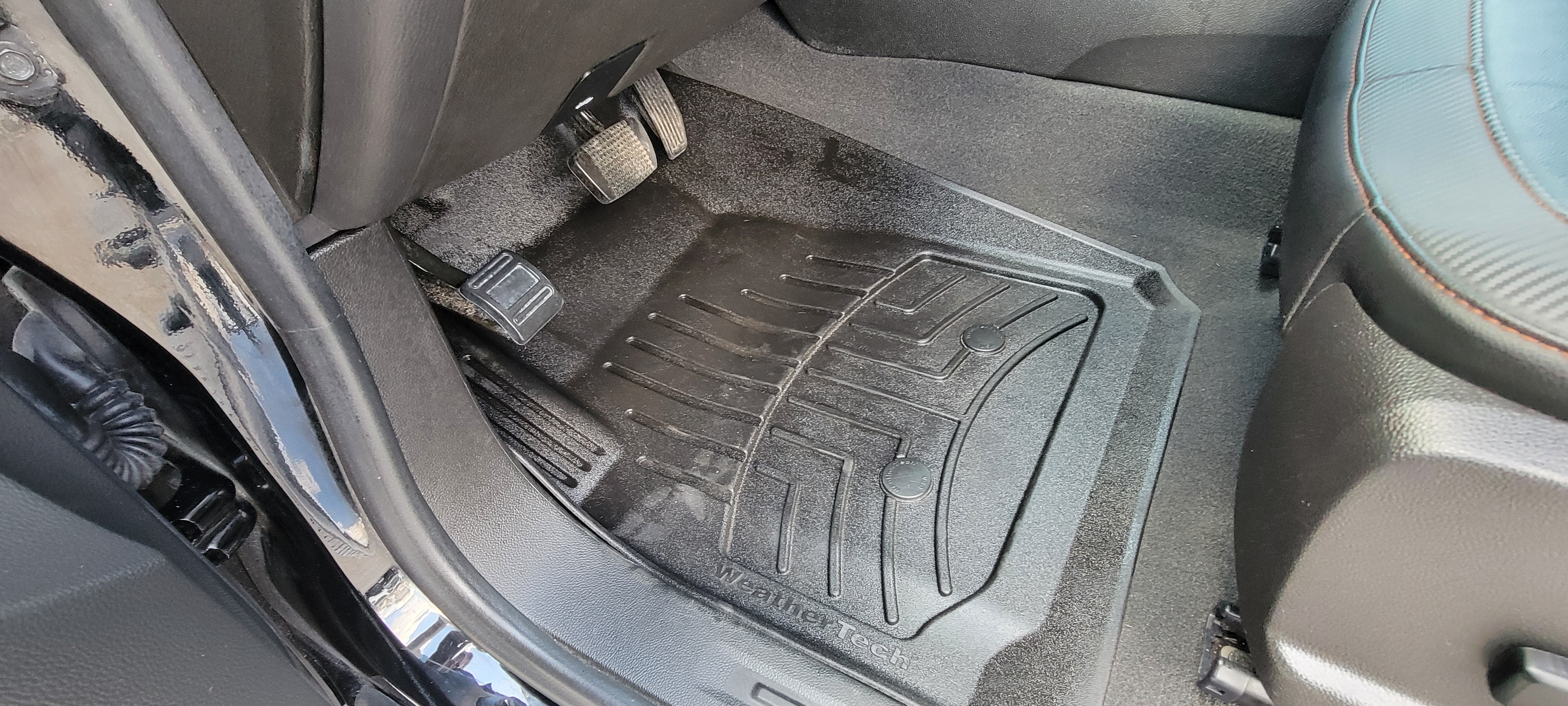 2022 GMC Canyon AT4 - Leather