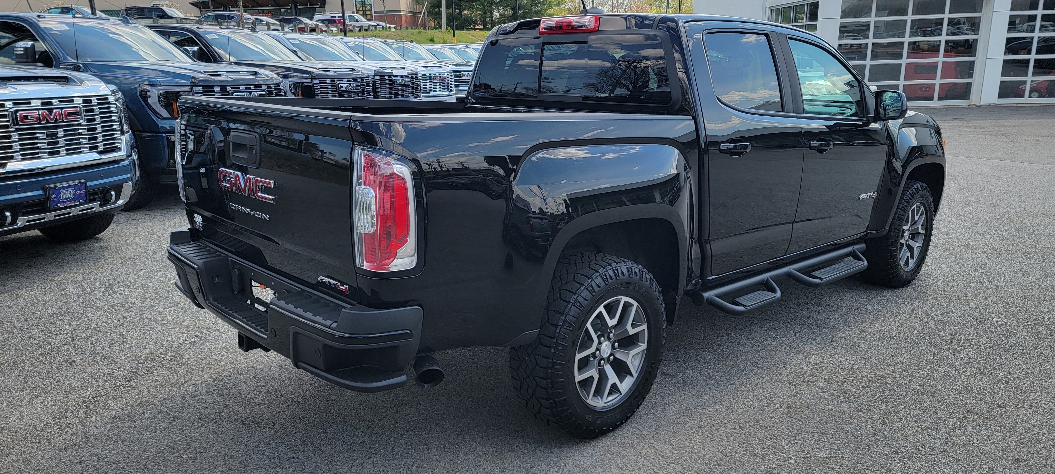 2022 GMC Canyon AT4 - Leather